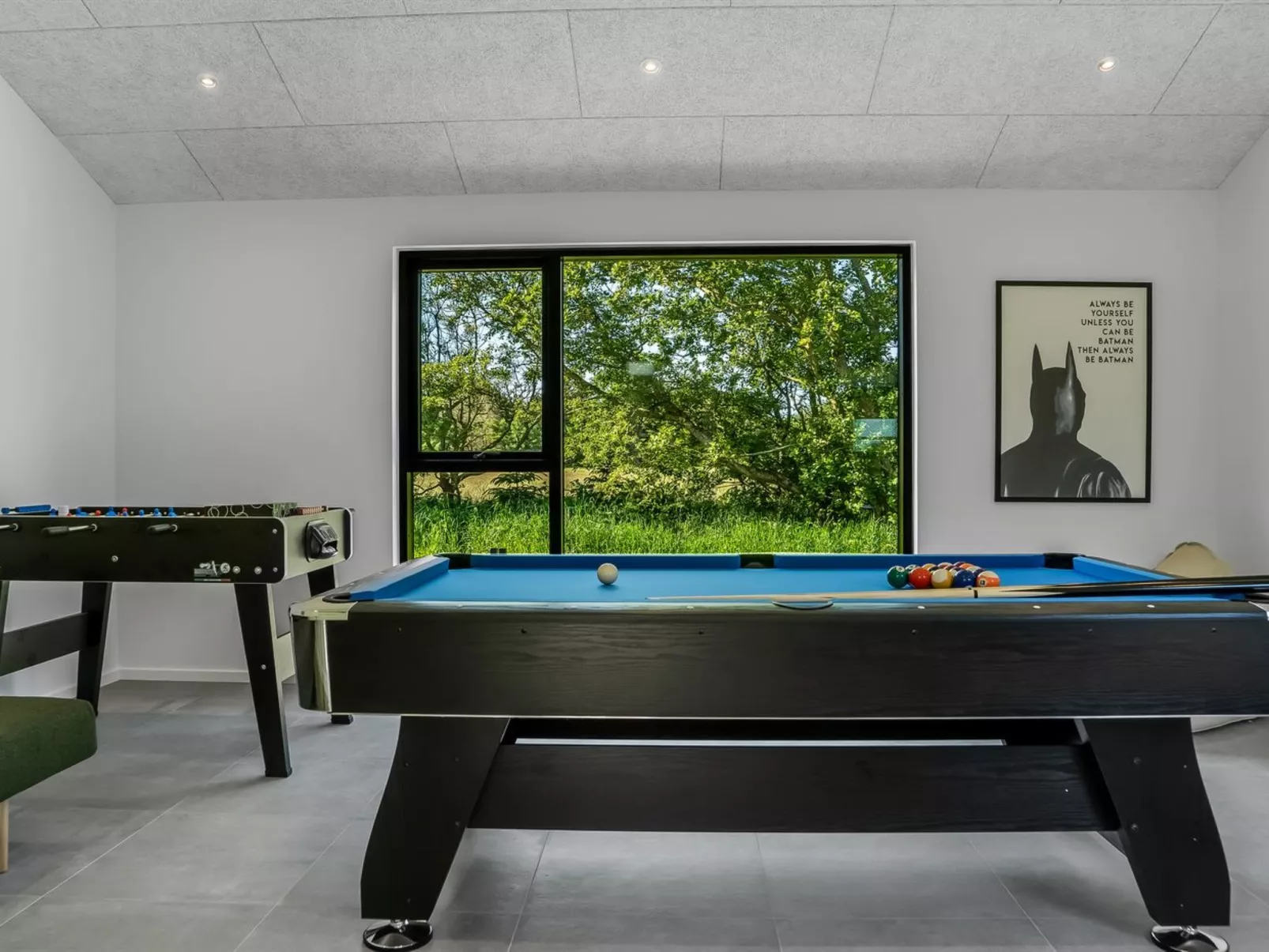 "Silja" - 900m from the sea-Inside