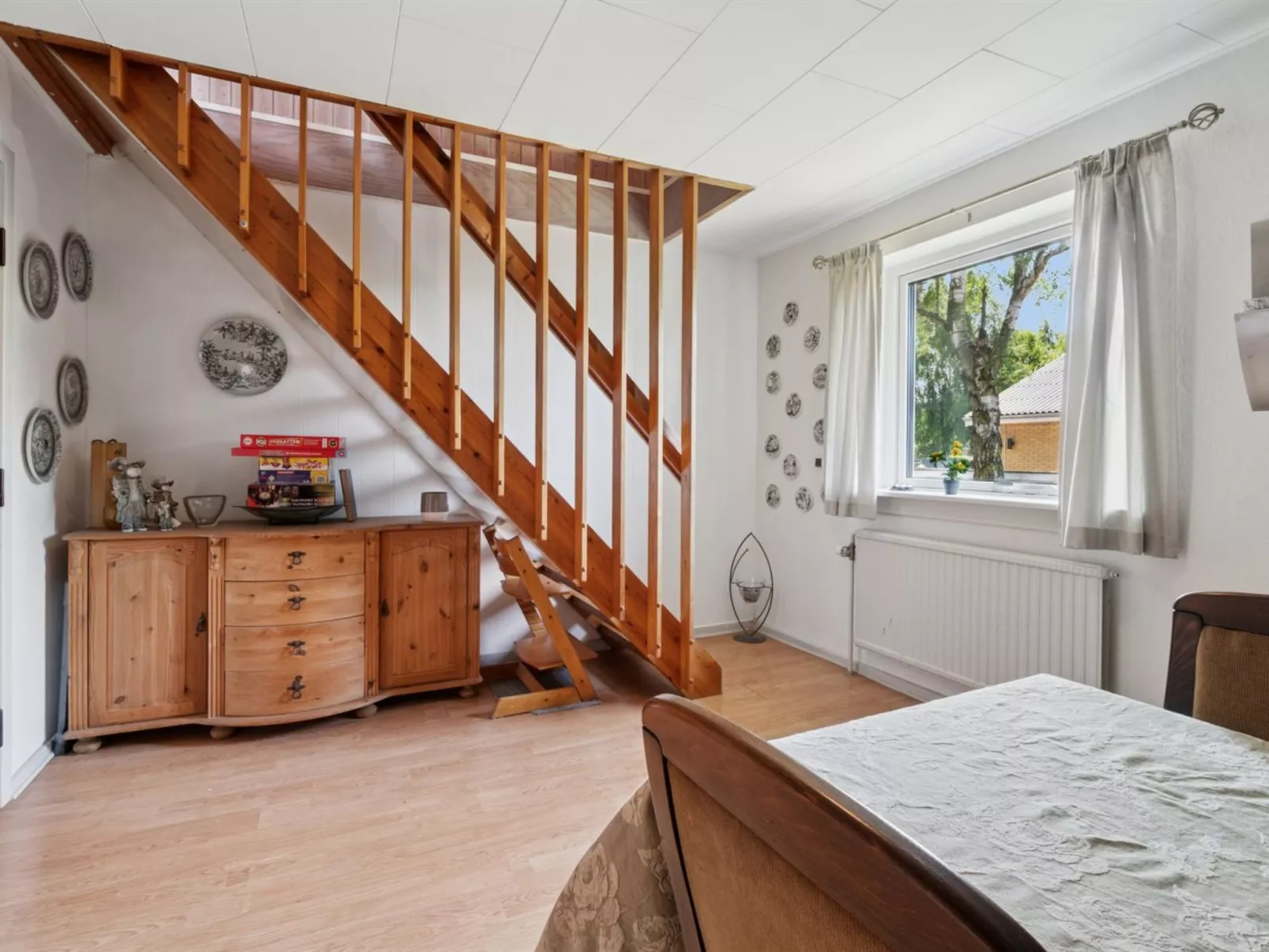 "Lacey" - 4km from the sea-Inside