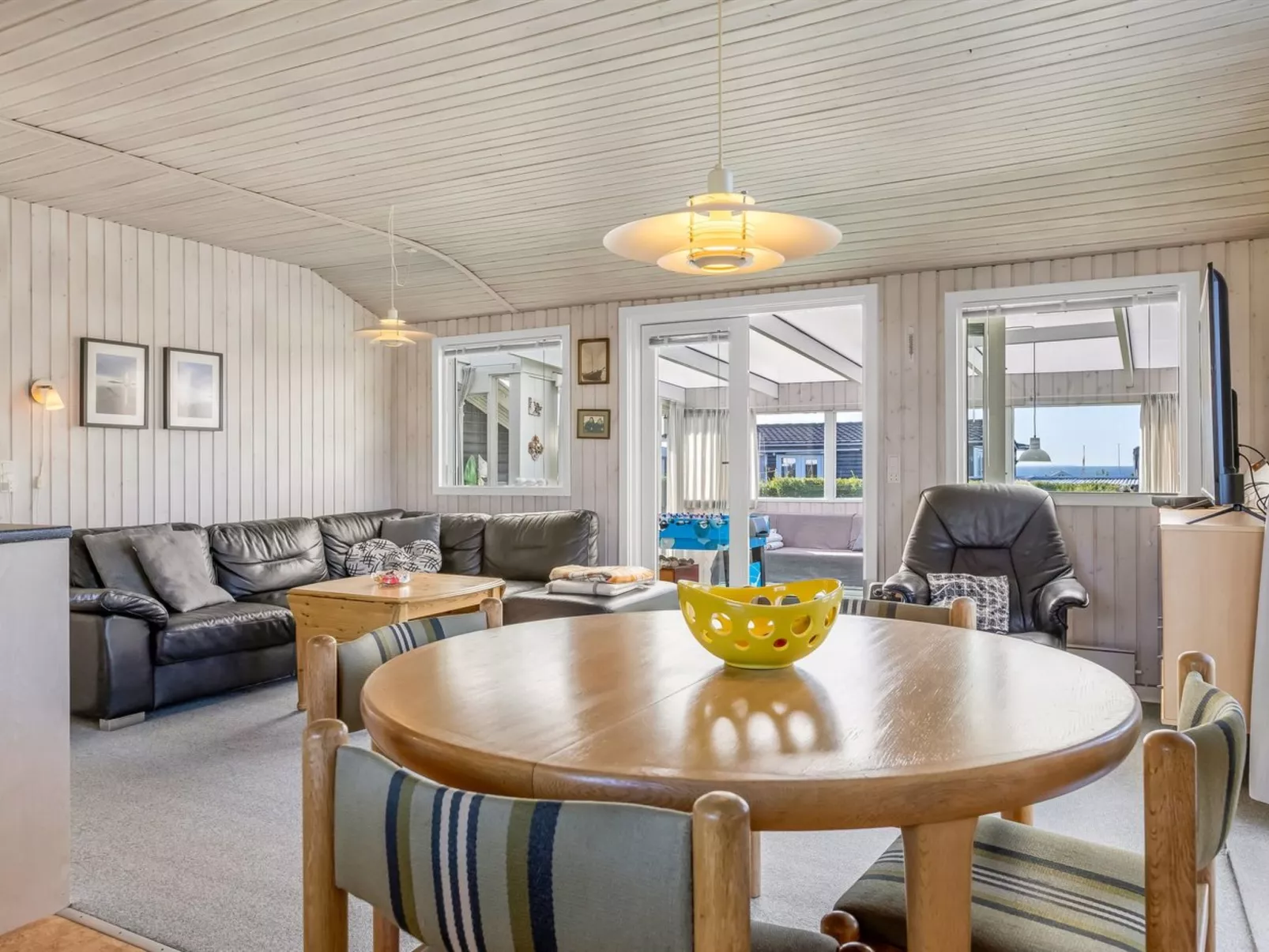 "Raymond" - 175m from the sea-Drinnen