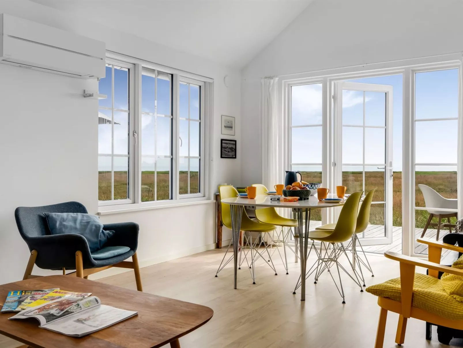 "Farman" - 150m from the sea-Inside