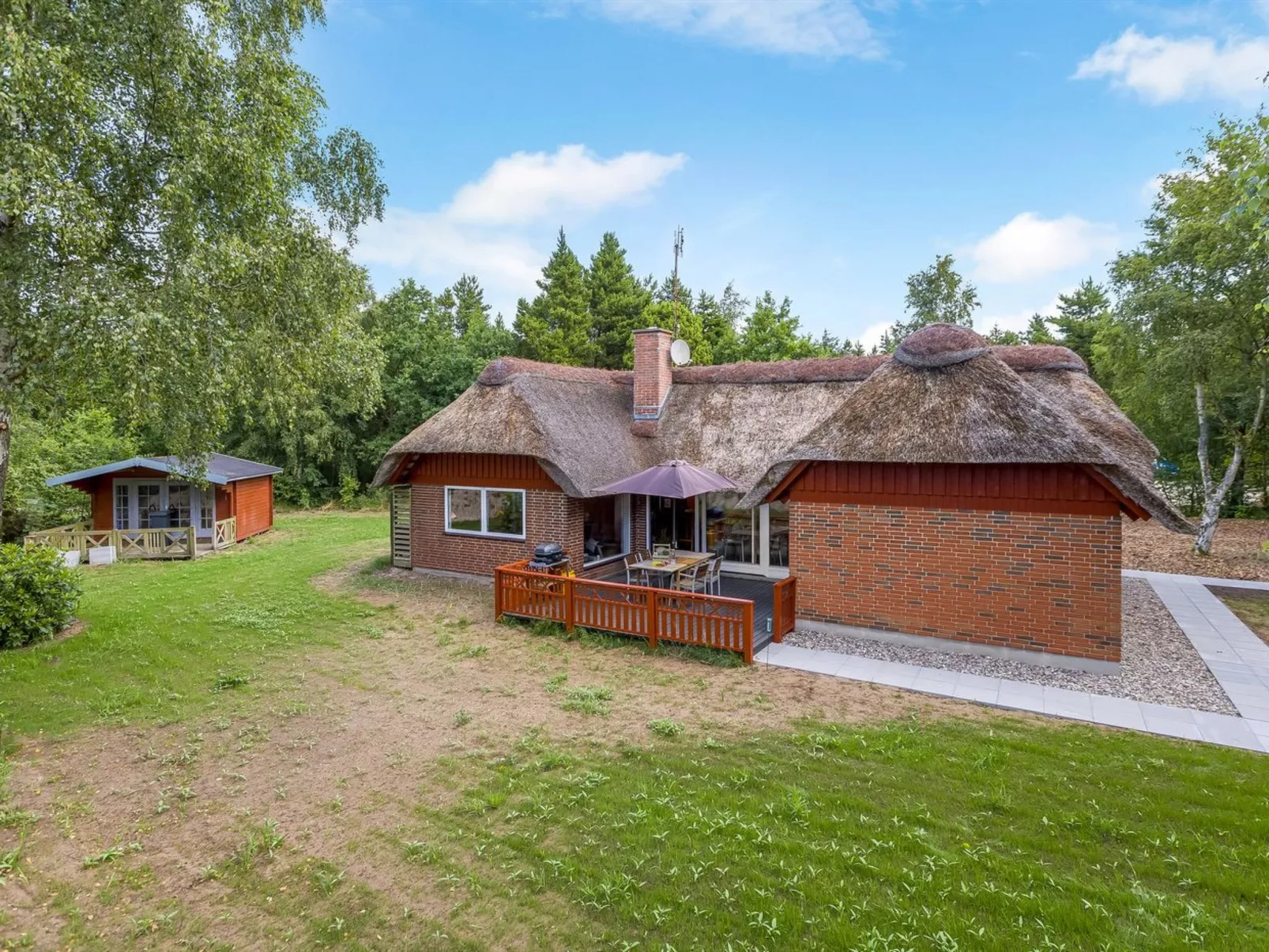 "Menard" - 1.2km from the sea-Draußen