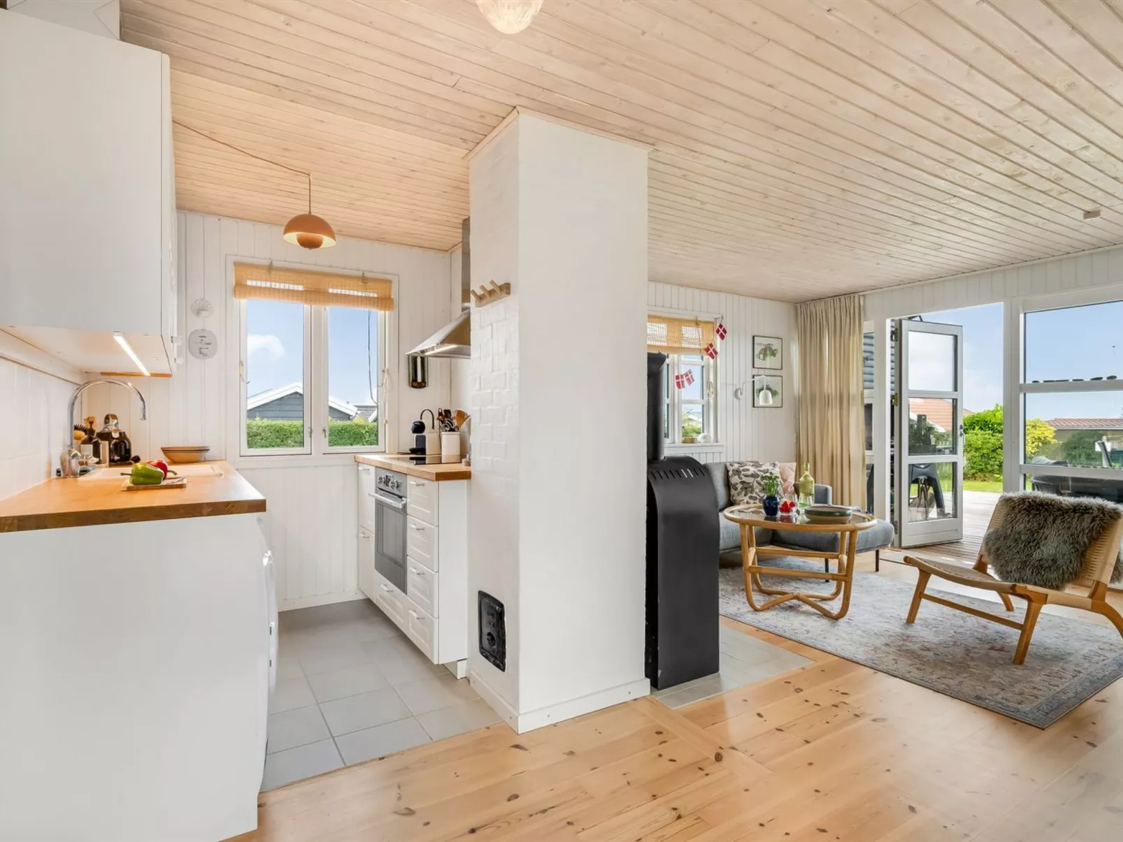 "Dragan" - 50m from the sea-Drinnen