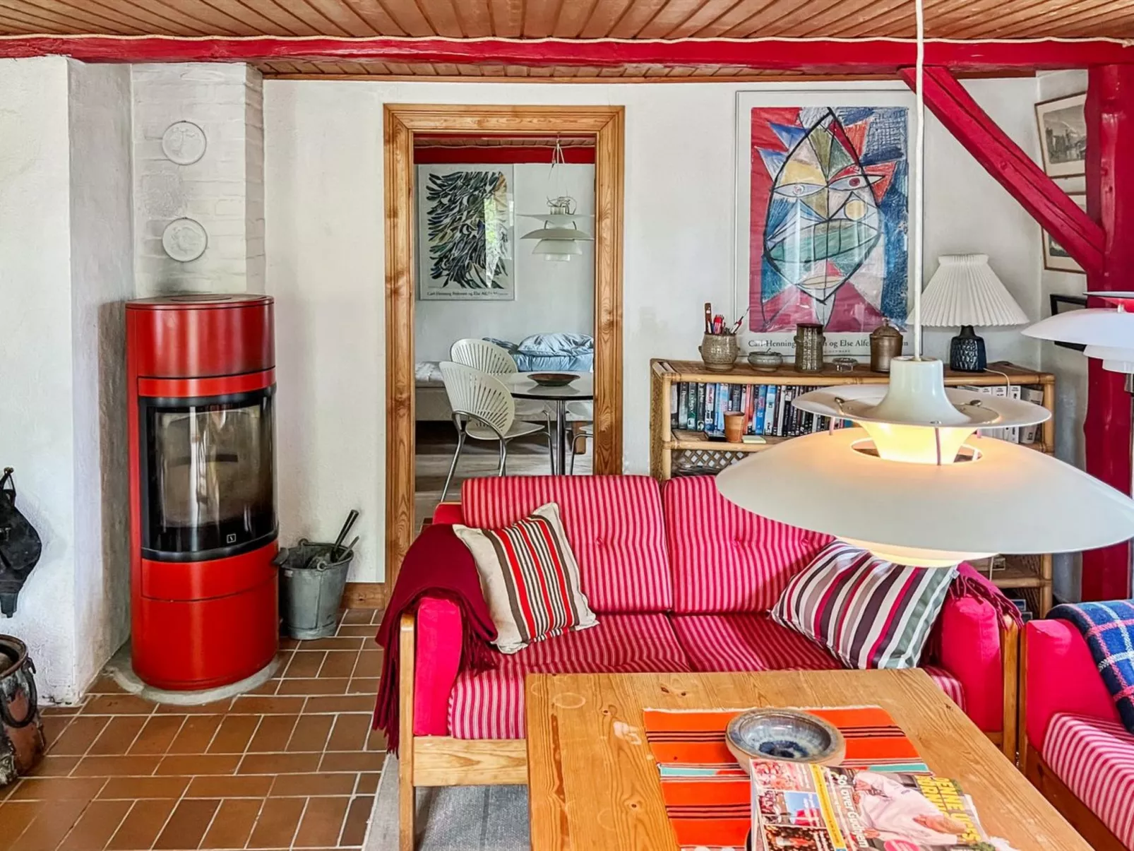 "Virpi" - 8km from the sea-Inside