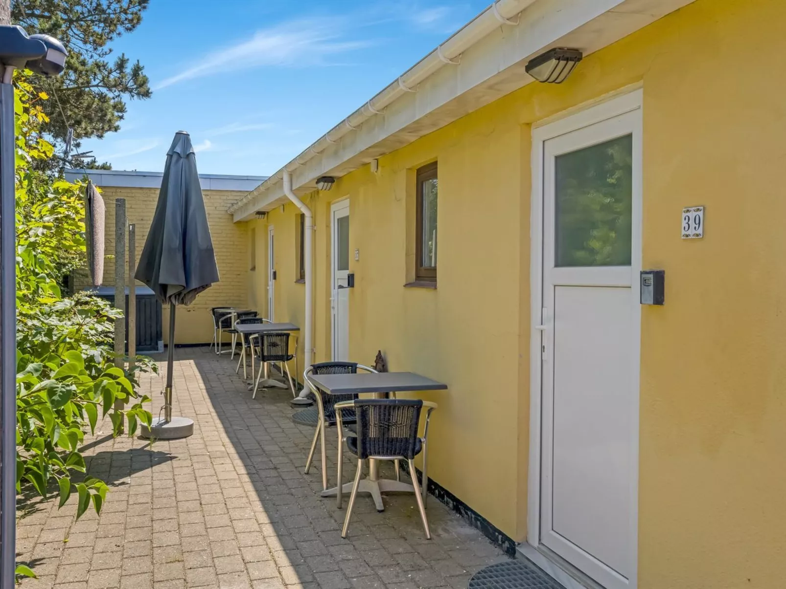 "Didrik" - 2km from the sea-Outside