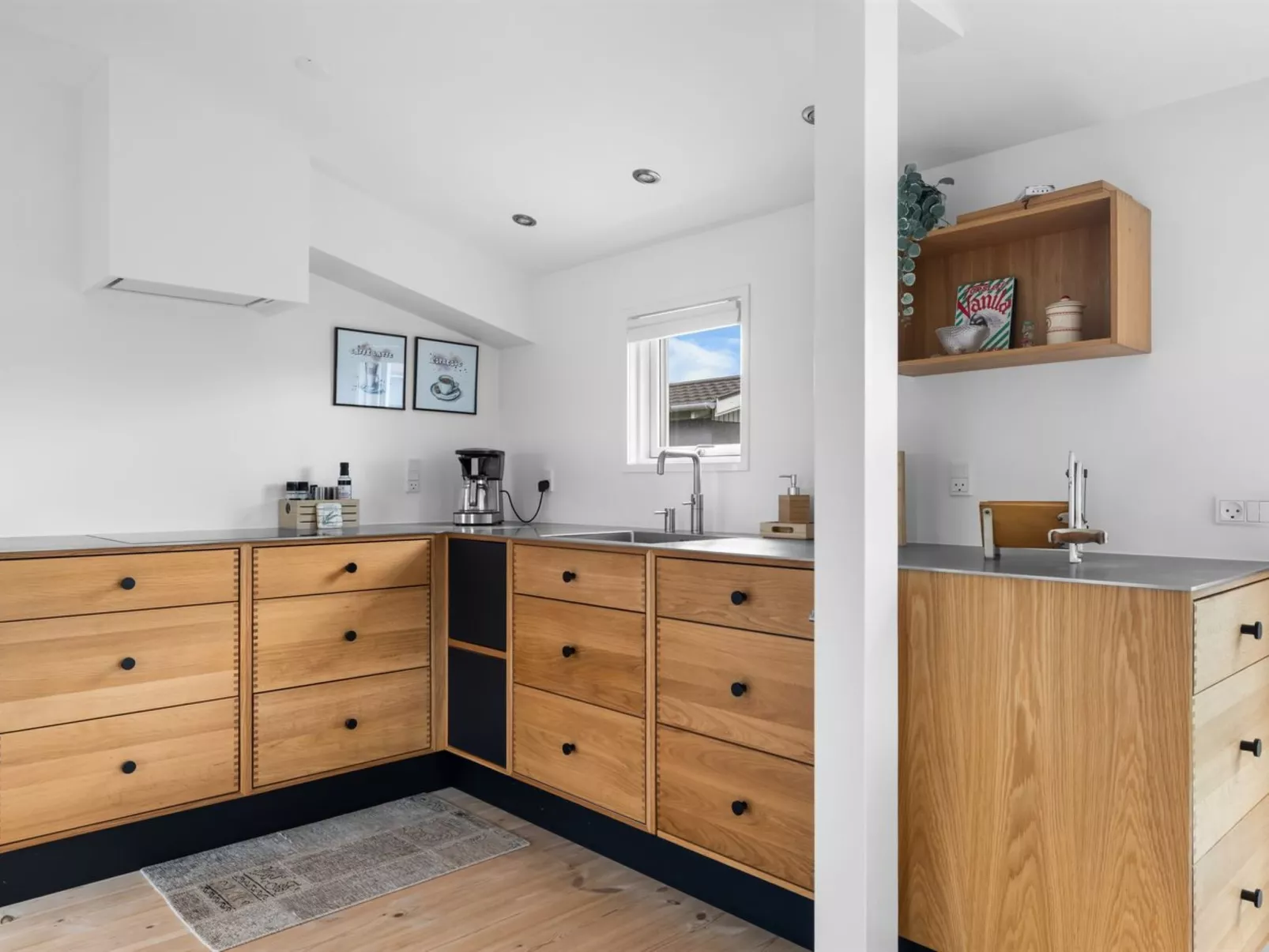 "Daya" - 75m from the sea-Drinnen