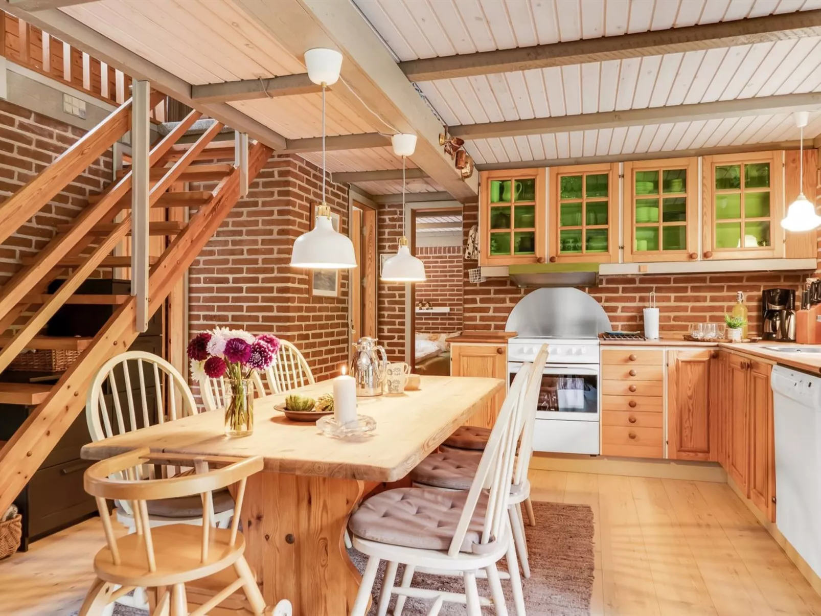 "Hilaria" - 2.1km from the sea-Drinnen