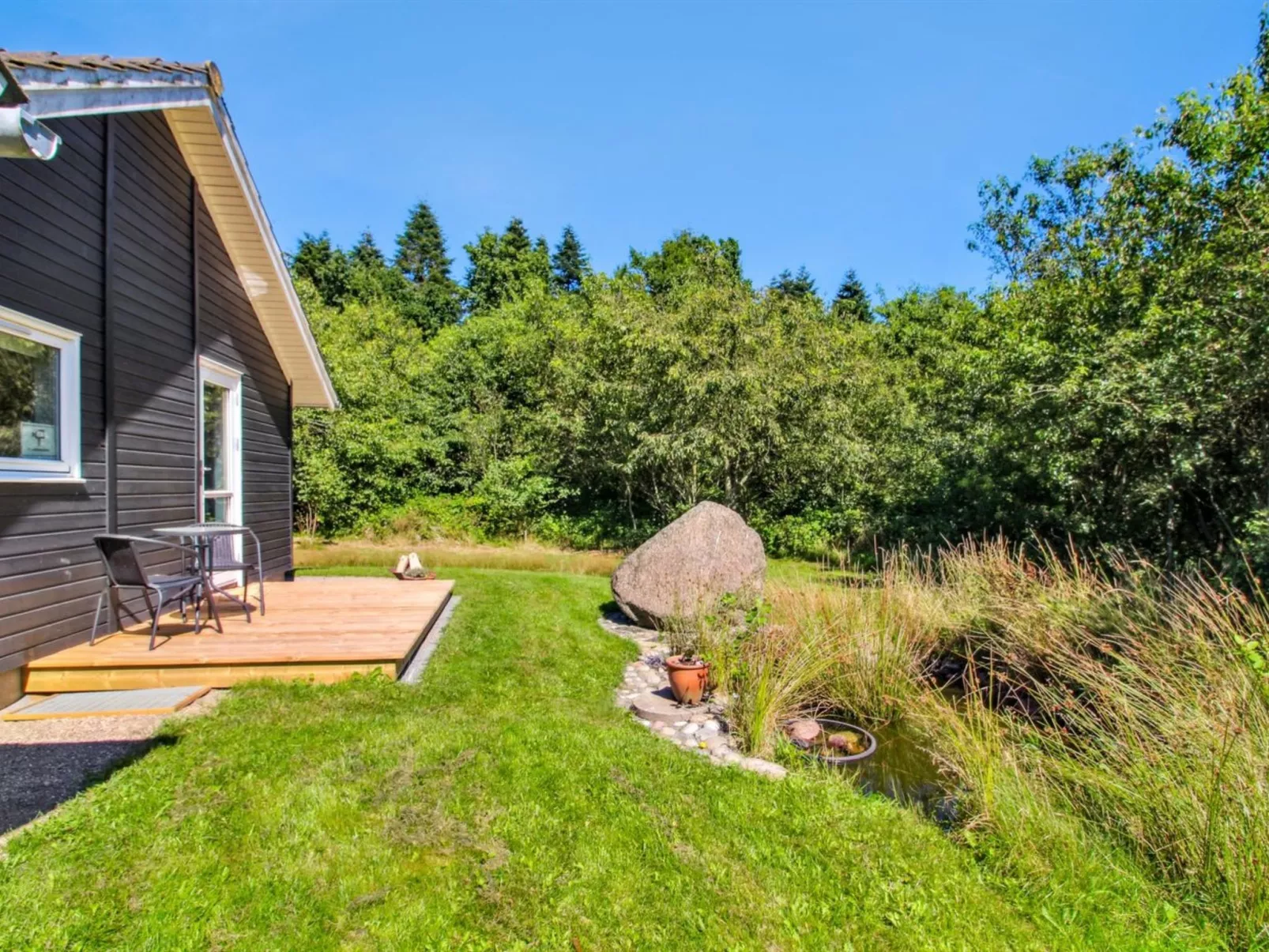 "Alimpij" - 30km from the sea-Draußen