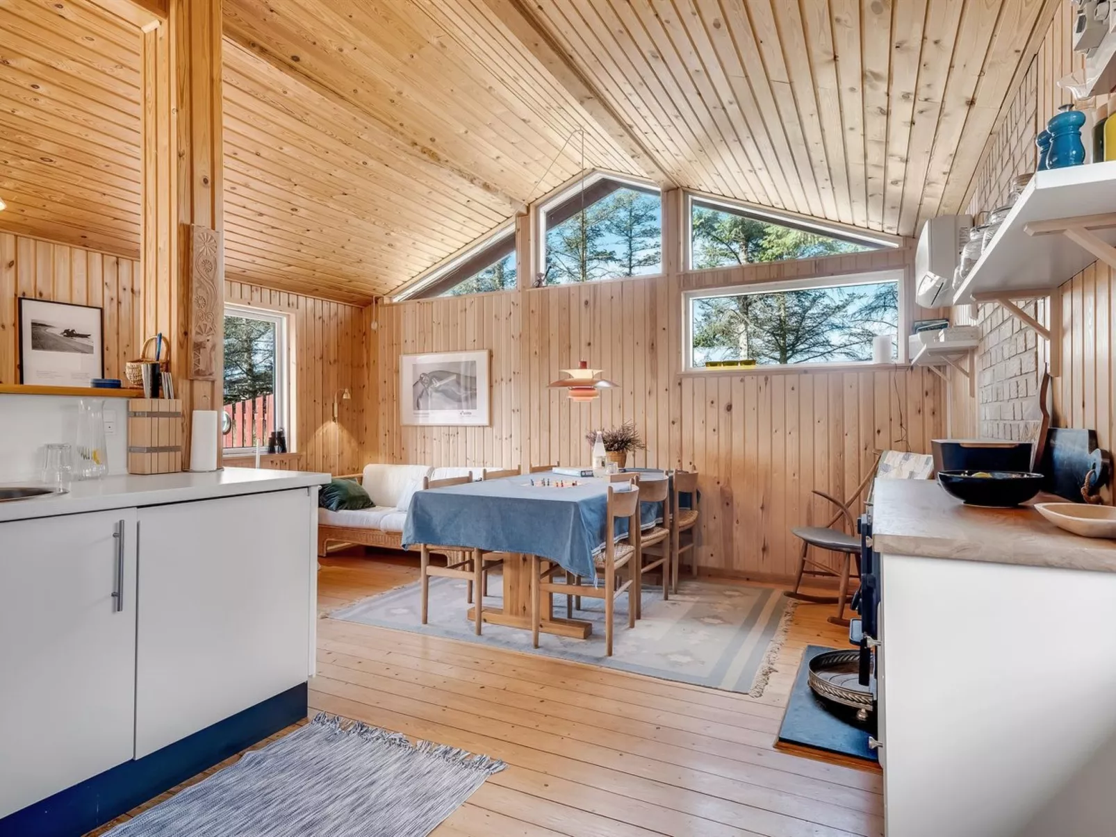 "Ingobert" - 600m from the sea-Inside