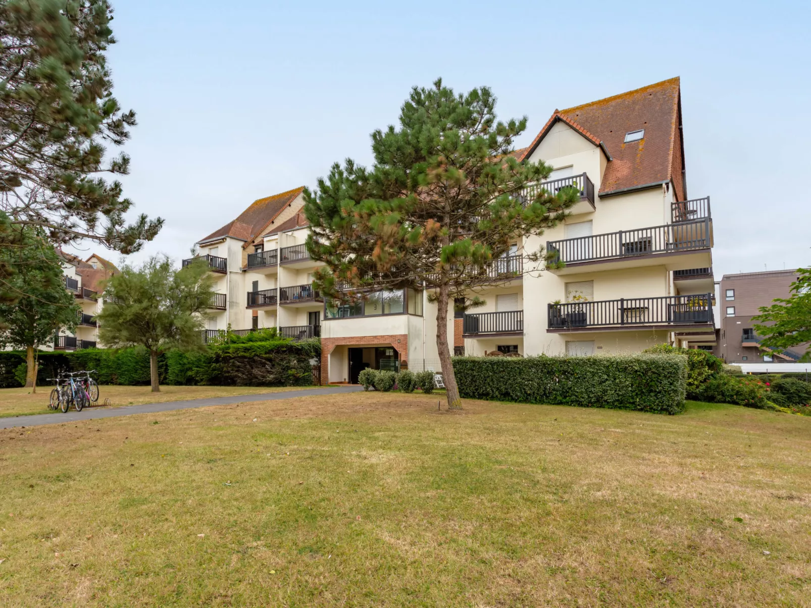 Cabourg Plage-Dehors