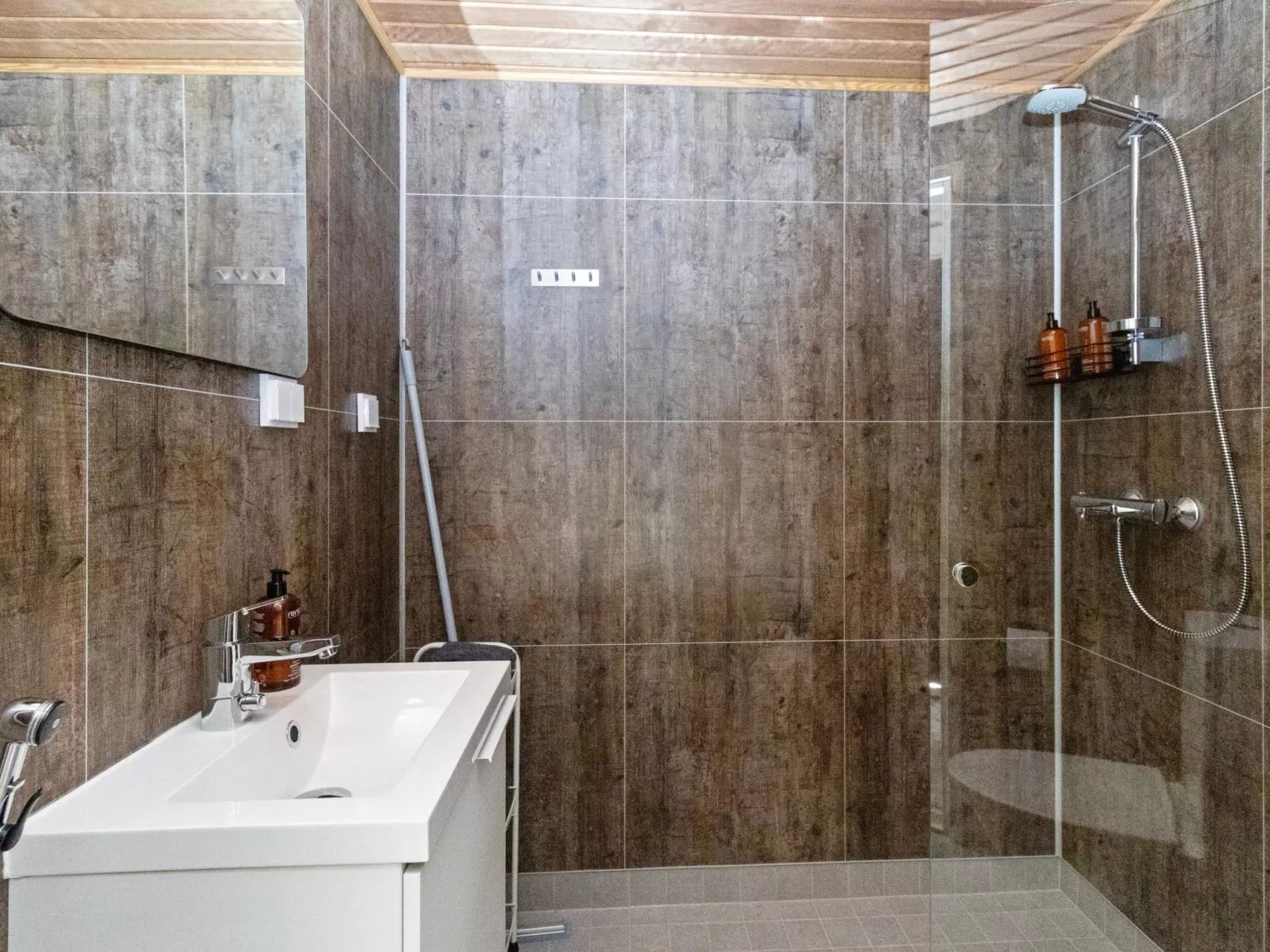 Visit pyhä cabins g-Drinnen