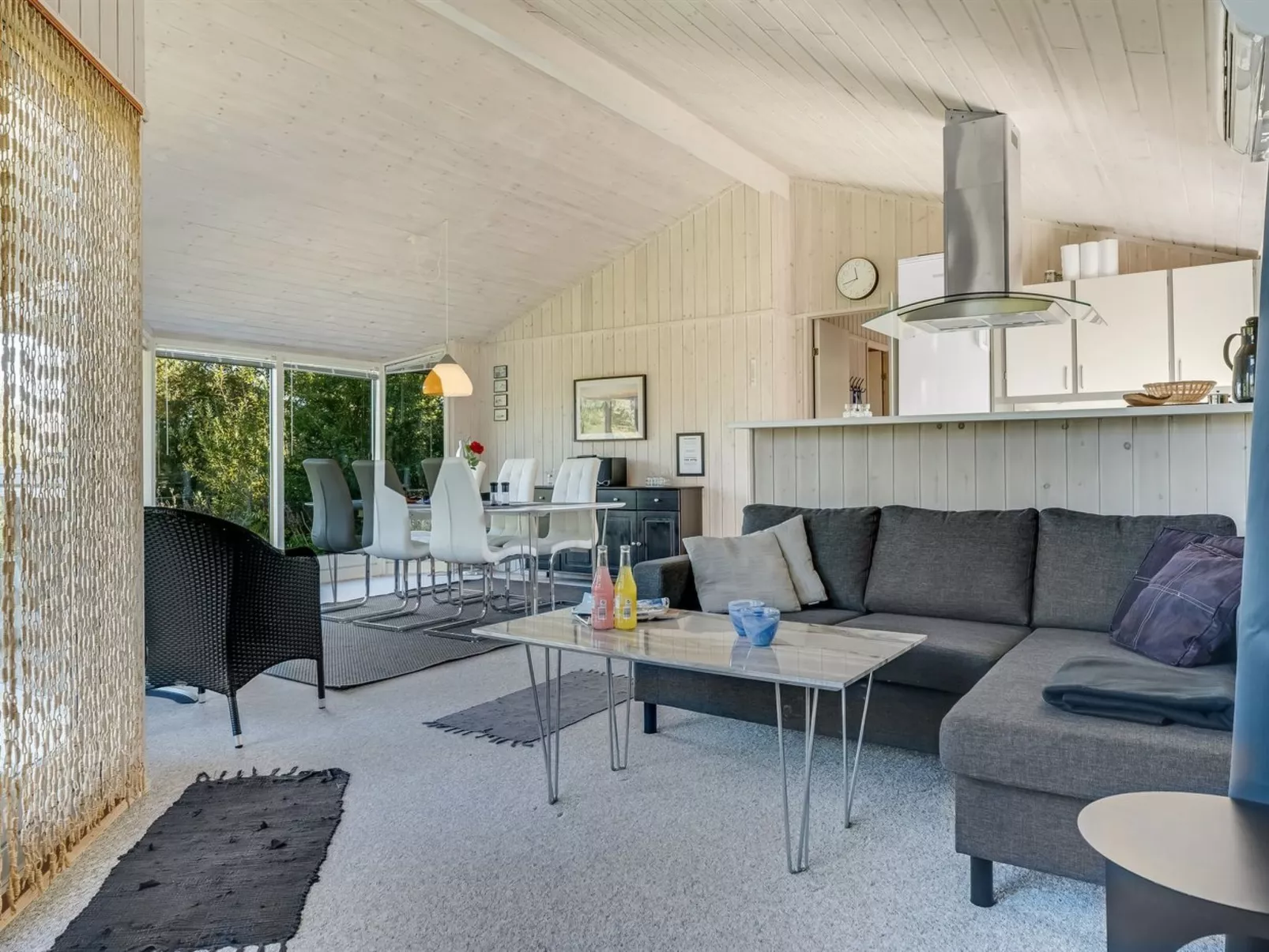 "Marisol" - 250m to the fjord-Drinnen