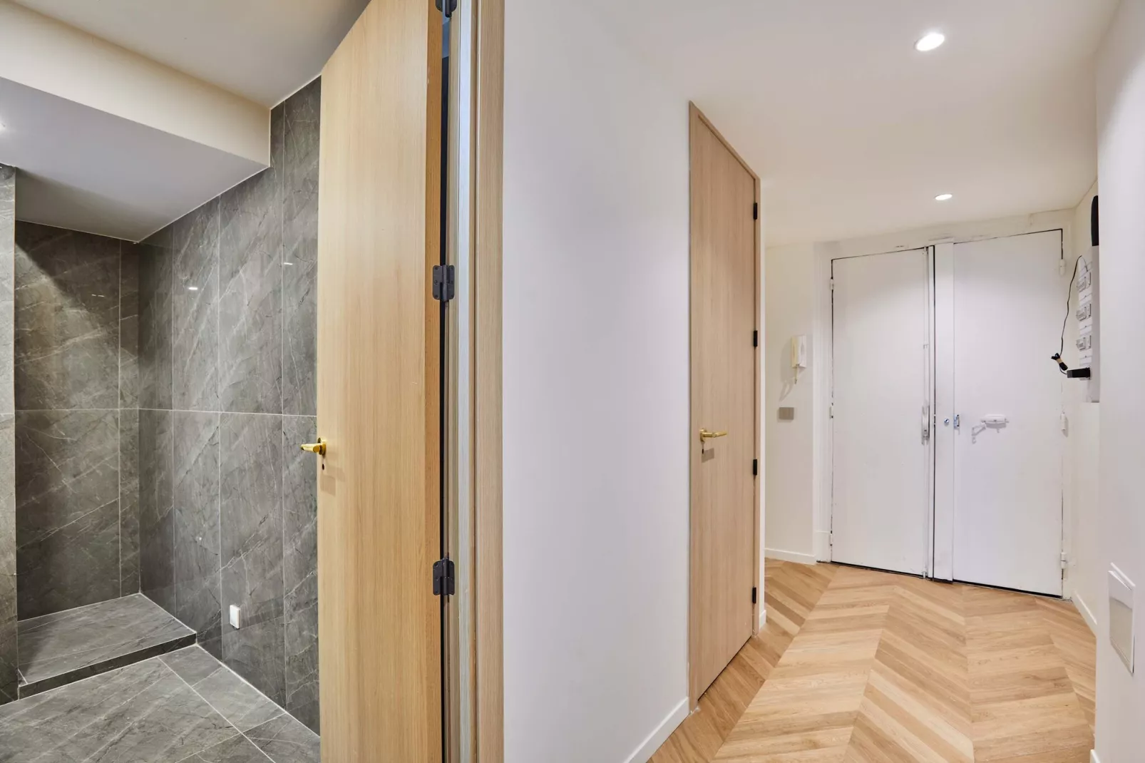 VIGNON NOUVEAU-Untagged