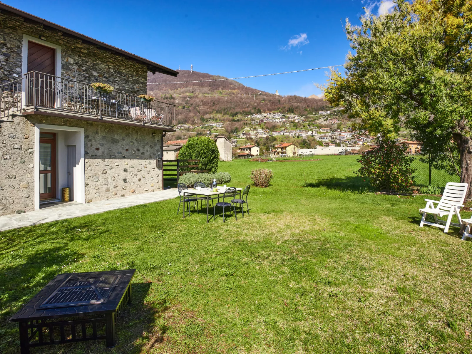 Cottage al Lago-Dehors