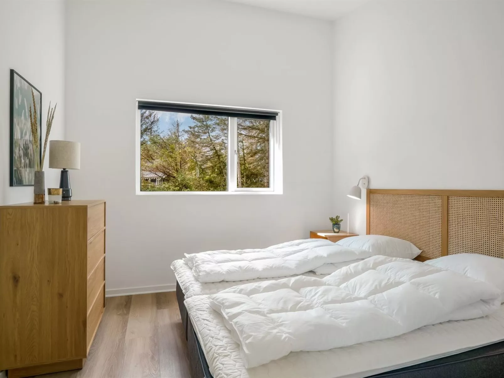 "Lennart" - 500m to the fjord-Inside