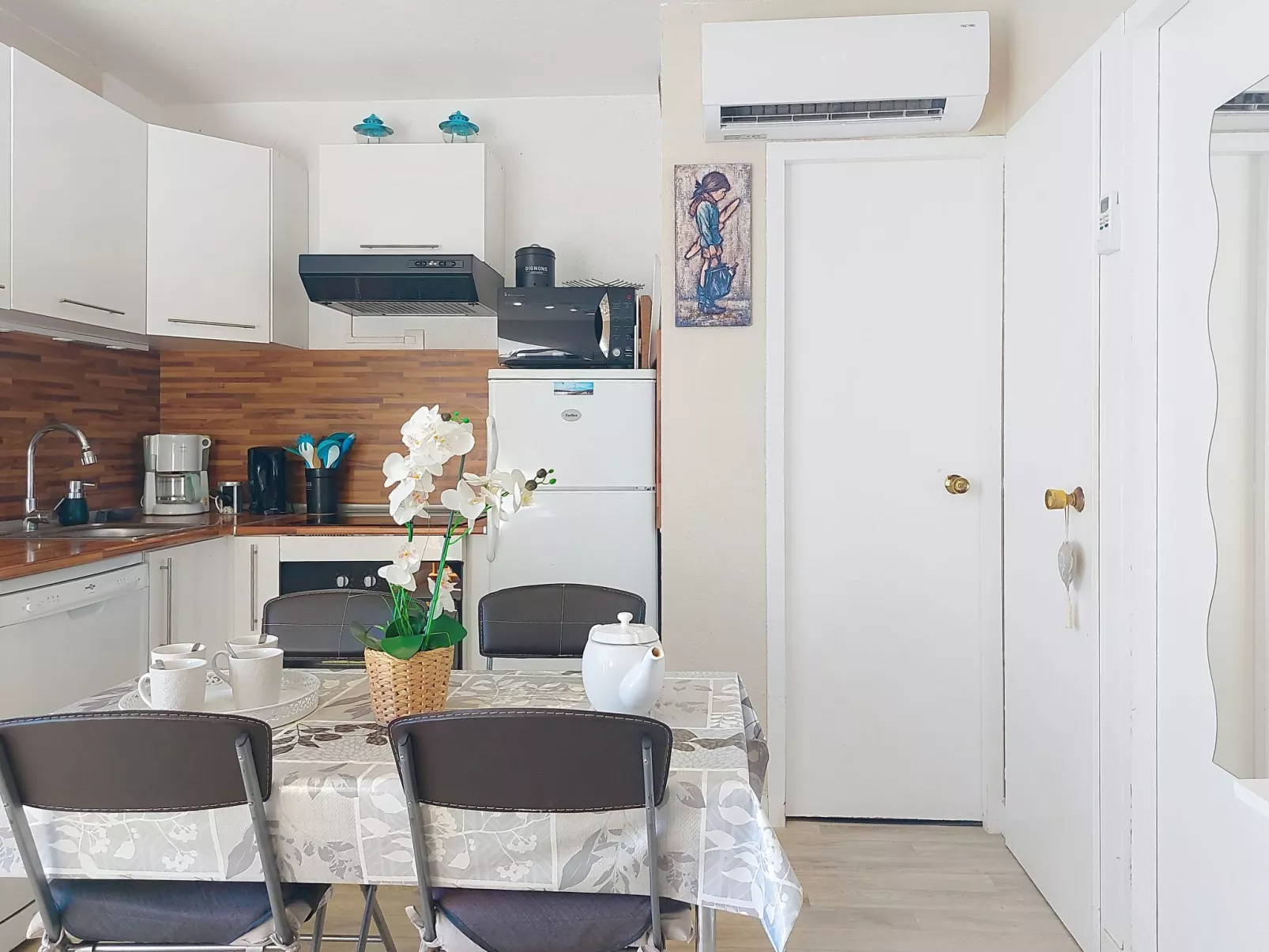 Les Supers Marines-Drinnen