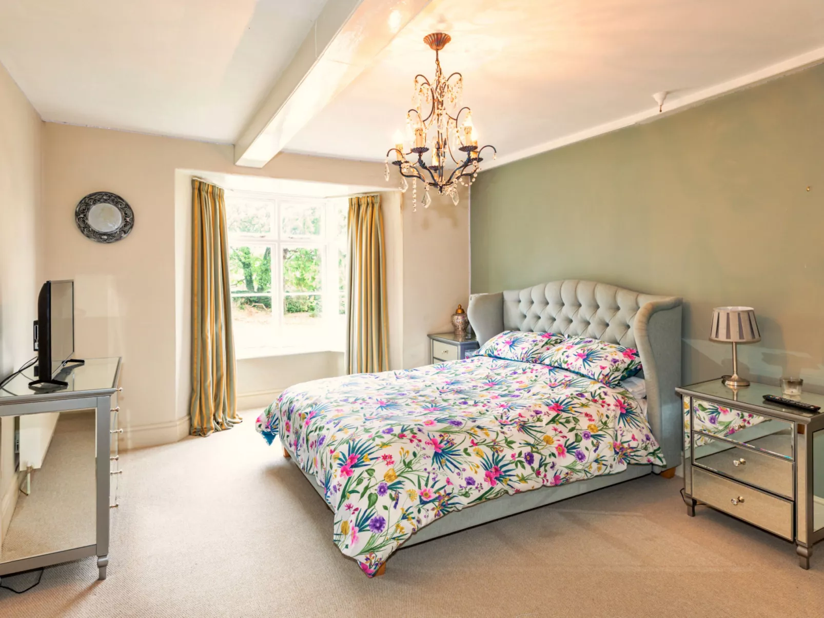 Islip Mill House - Beautiful Riverside Home-Inside