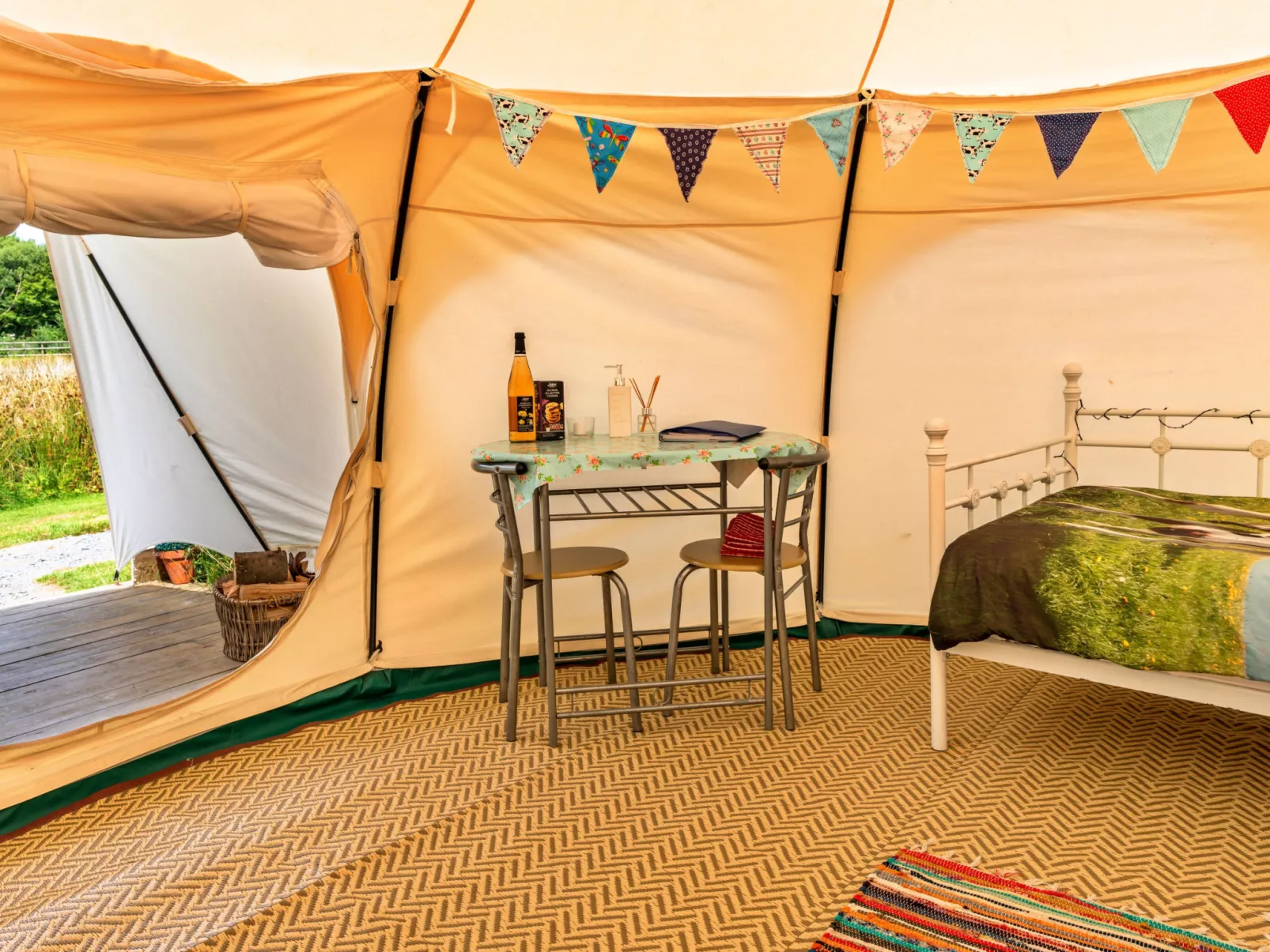 Beech Lotus Belle Tent-Dedans