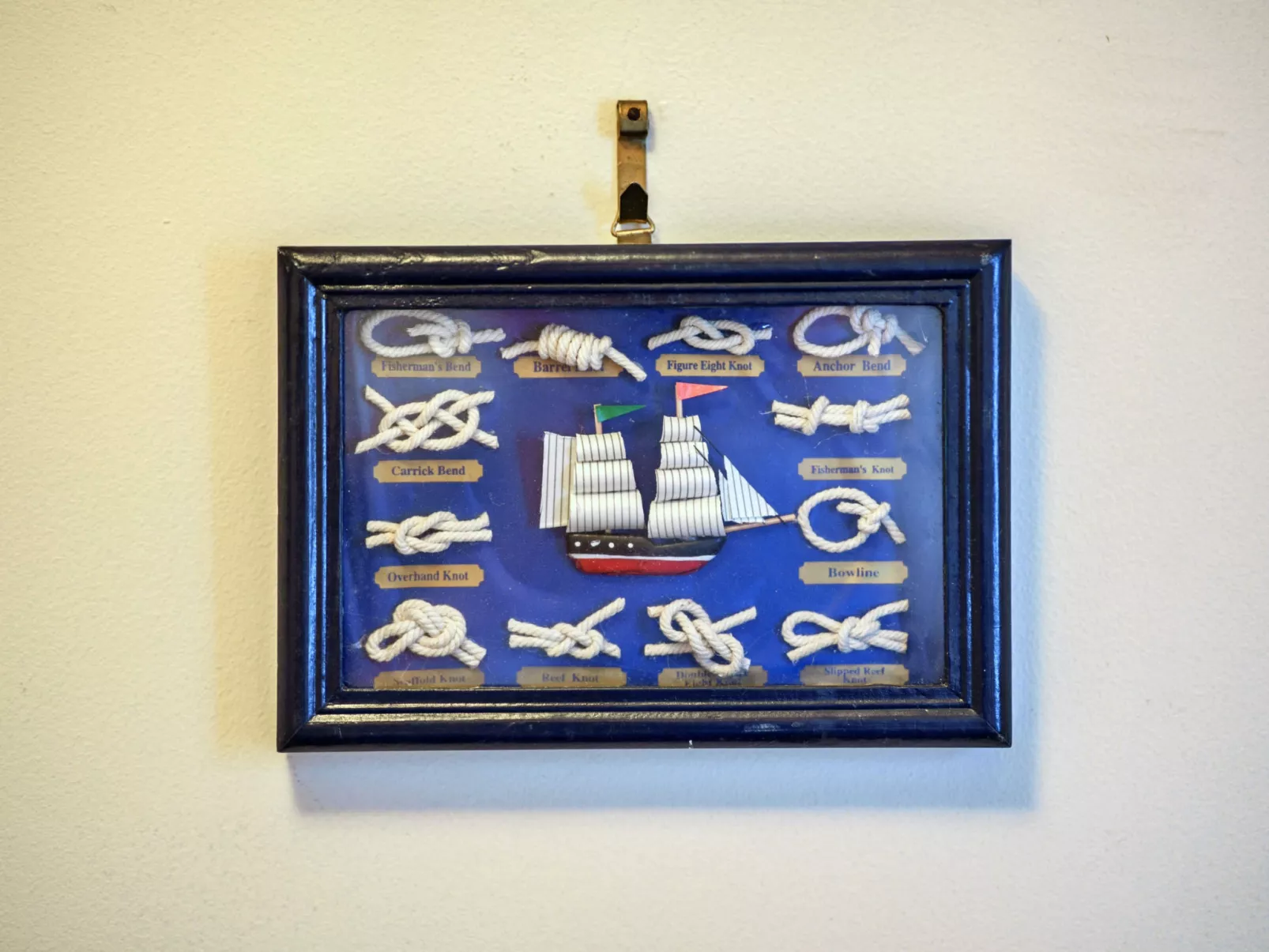 Nor Nour, Cawsand-Dedans