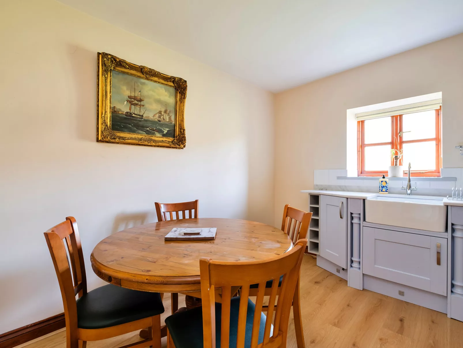 Walton Maisonette-Dedans