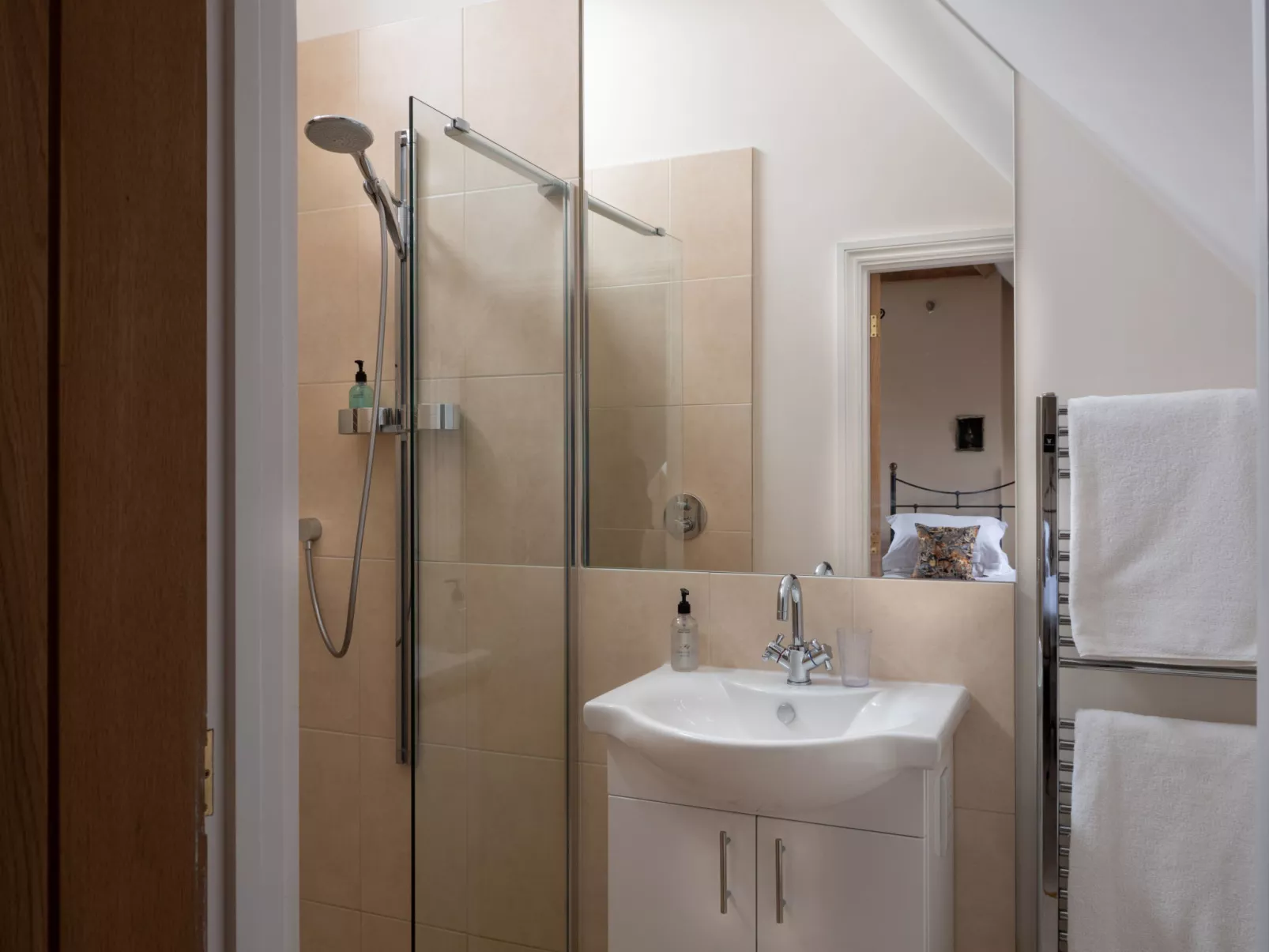 Ryeworth Cottage-Drinnen