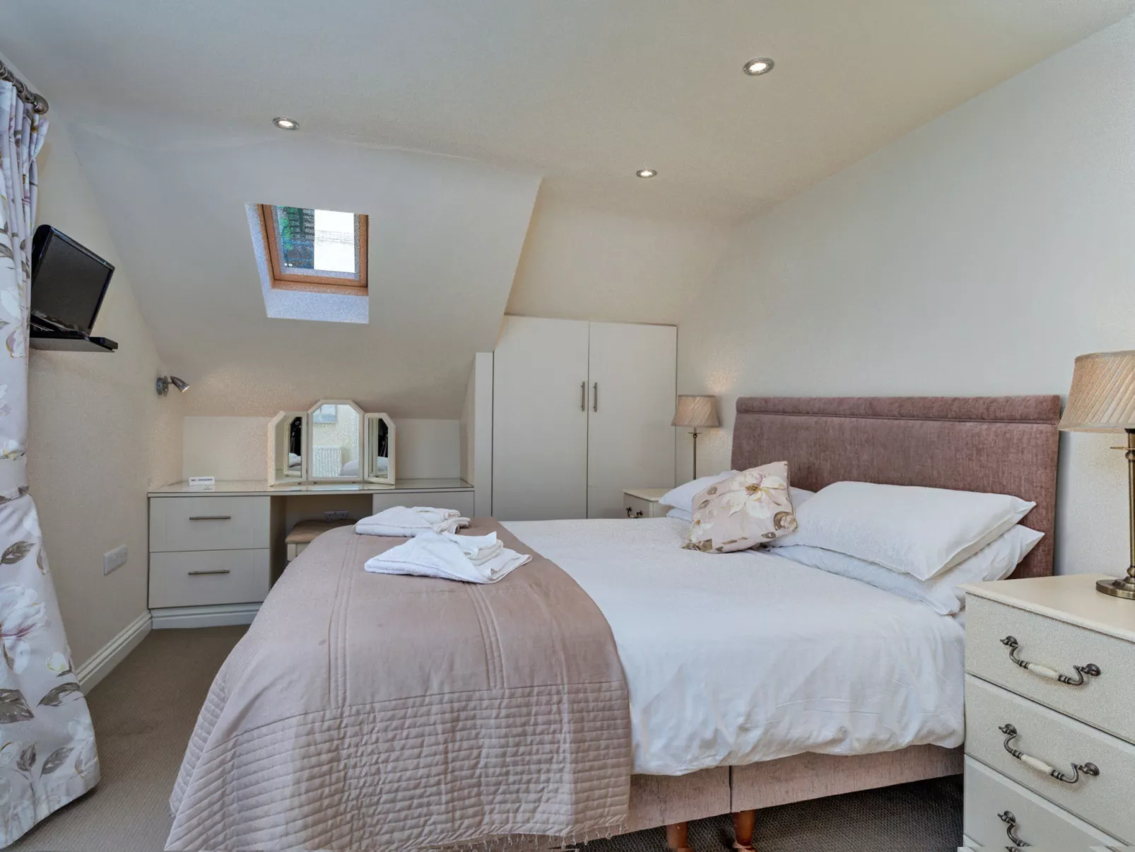 The Boat House - Dedans