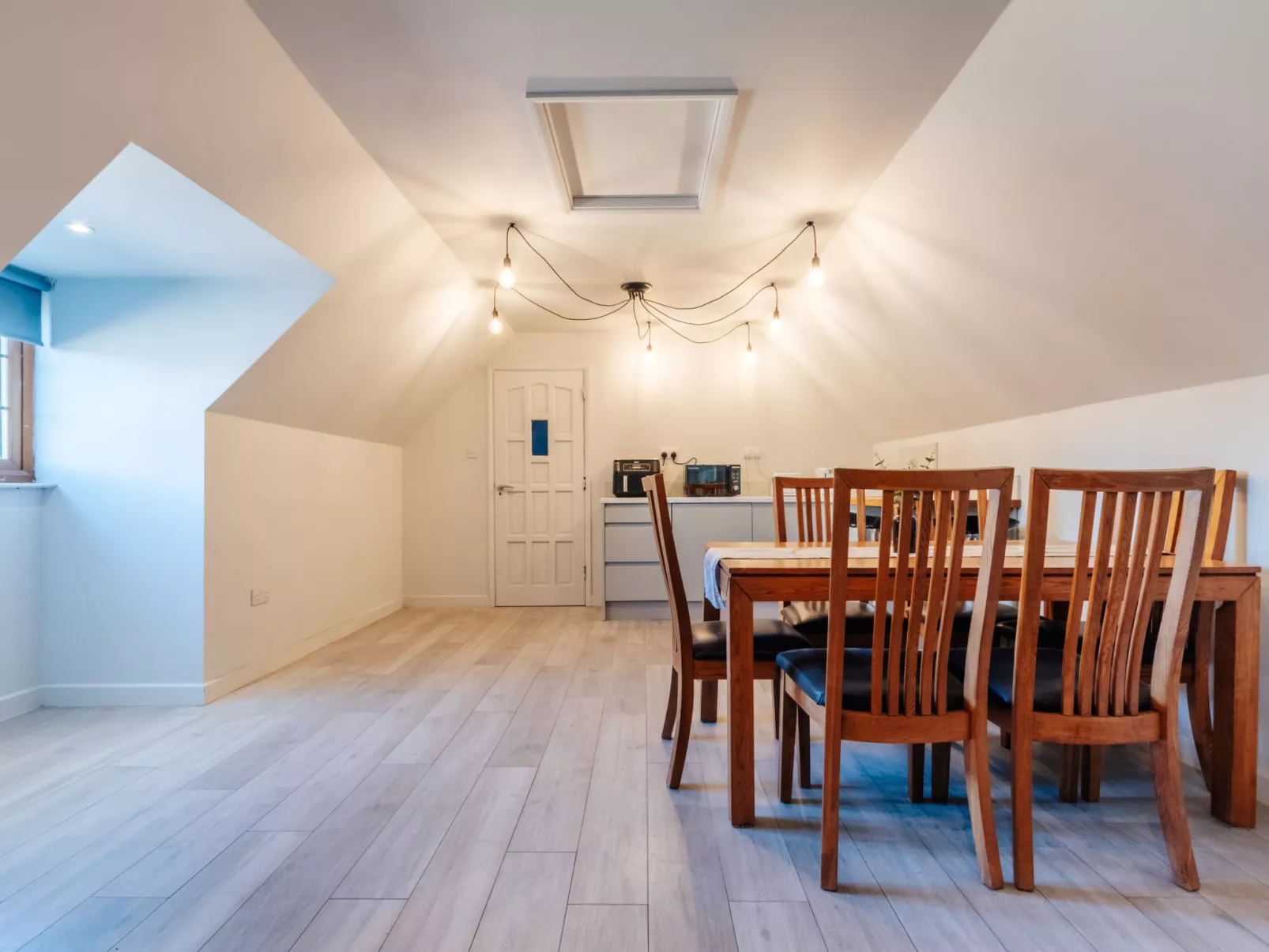 Hazel Rose Cottage-Dedans