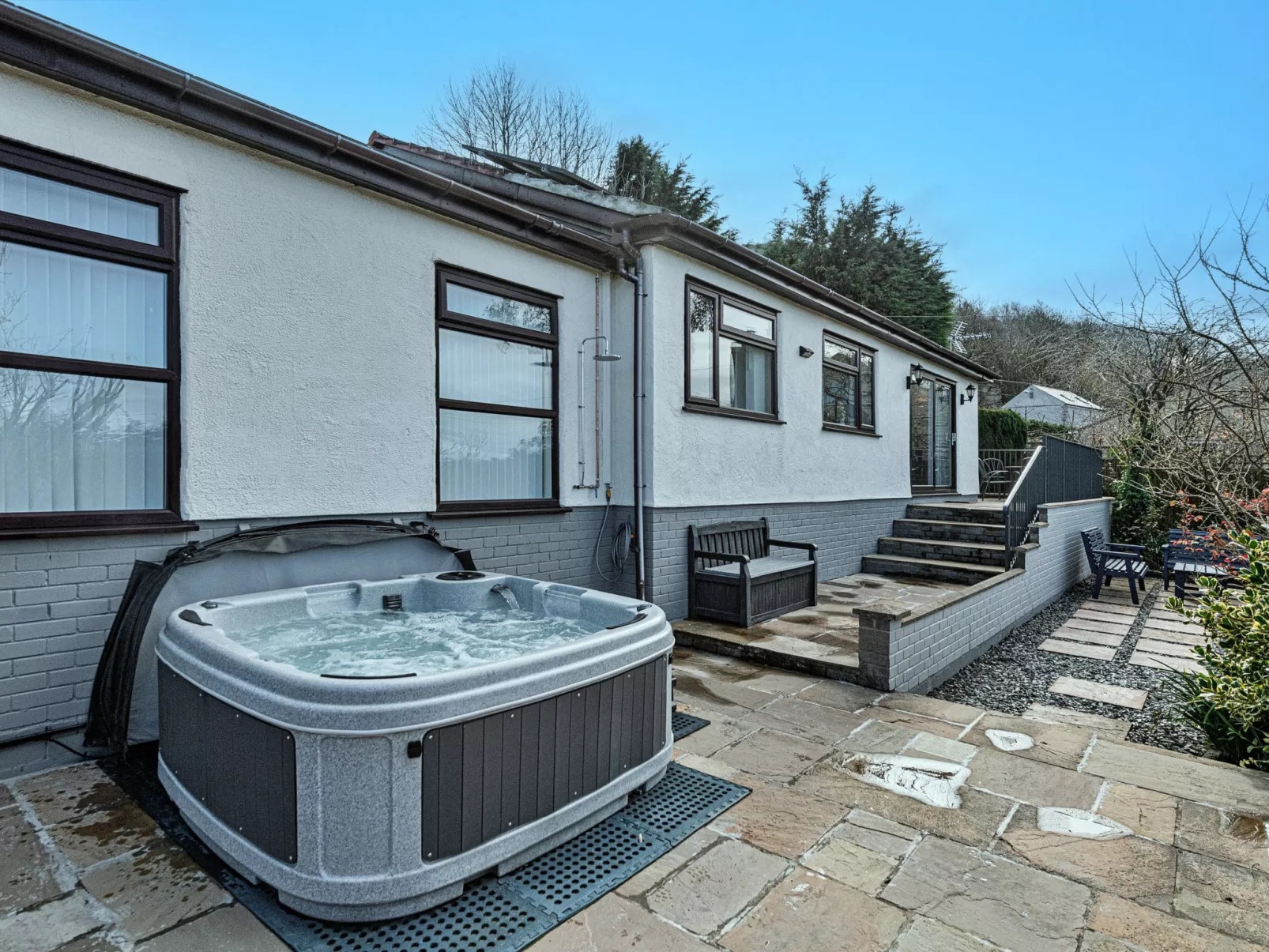 Cesail Y Mynydd-Dedans