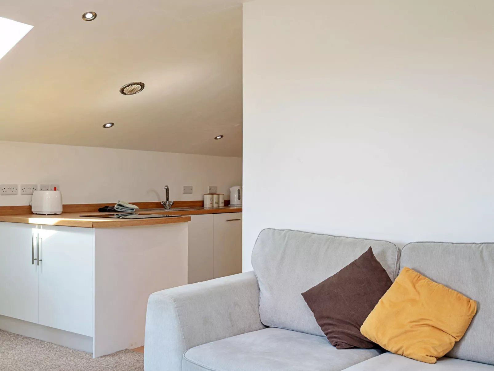 Stable Barn Apartment at Bodmin Moor-Dedans