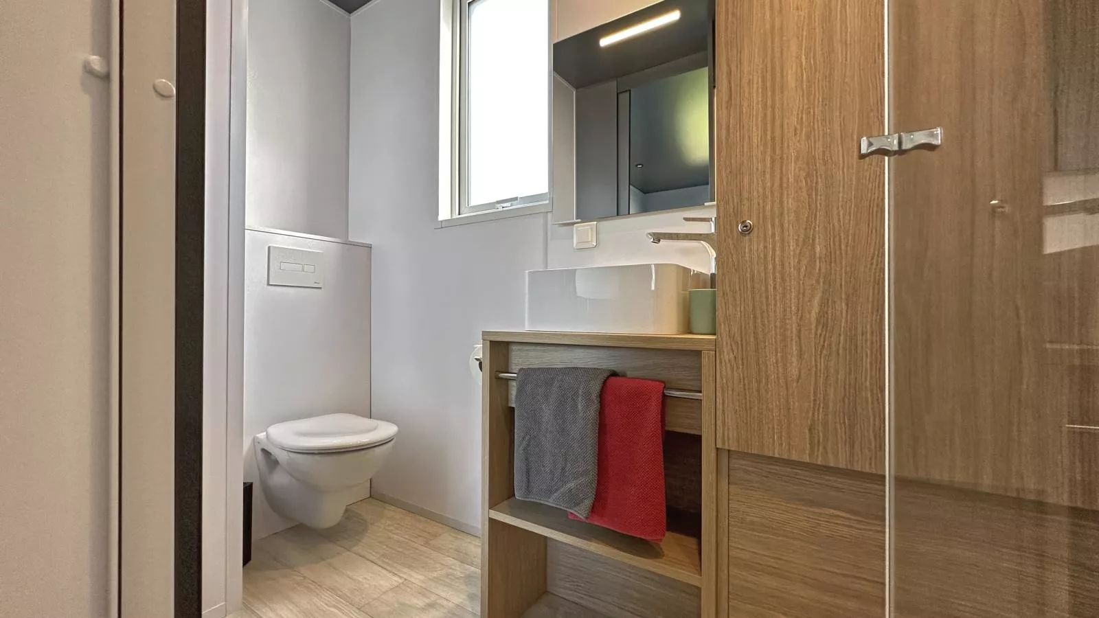 Feriendorf Seeblick - Tiny Chalet Nr 3-Bathroom