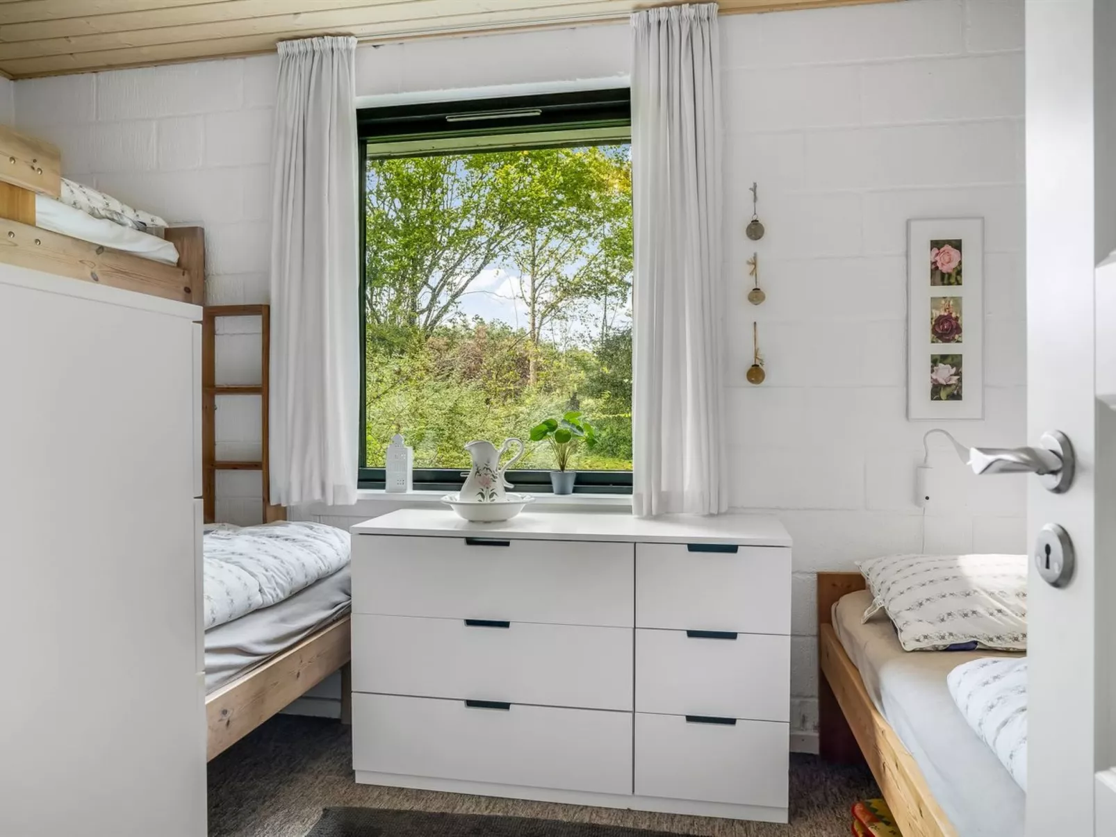 "Velika" - 300m to the fjord-Inside