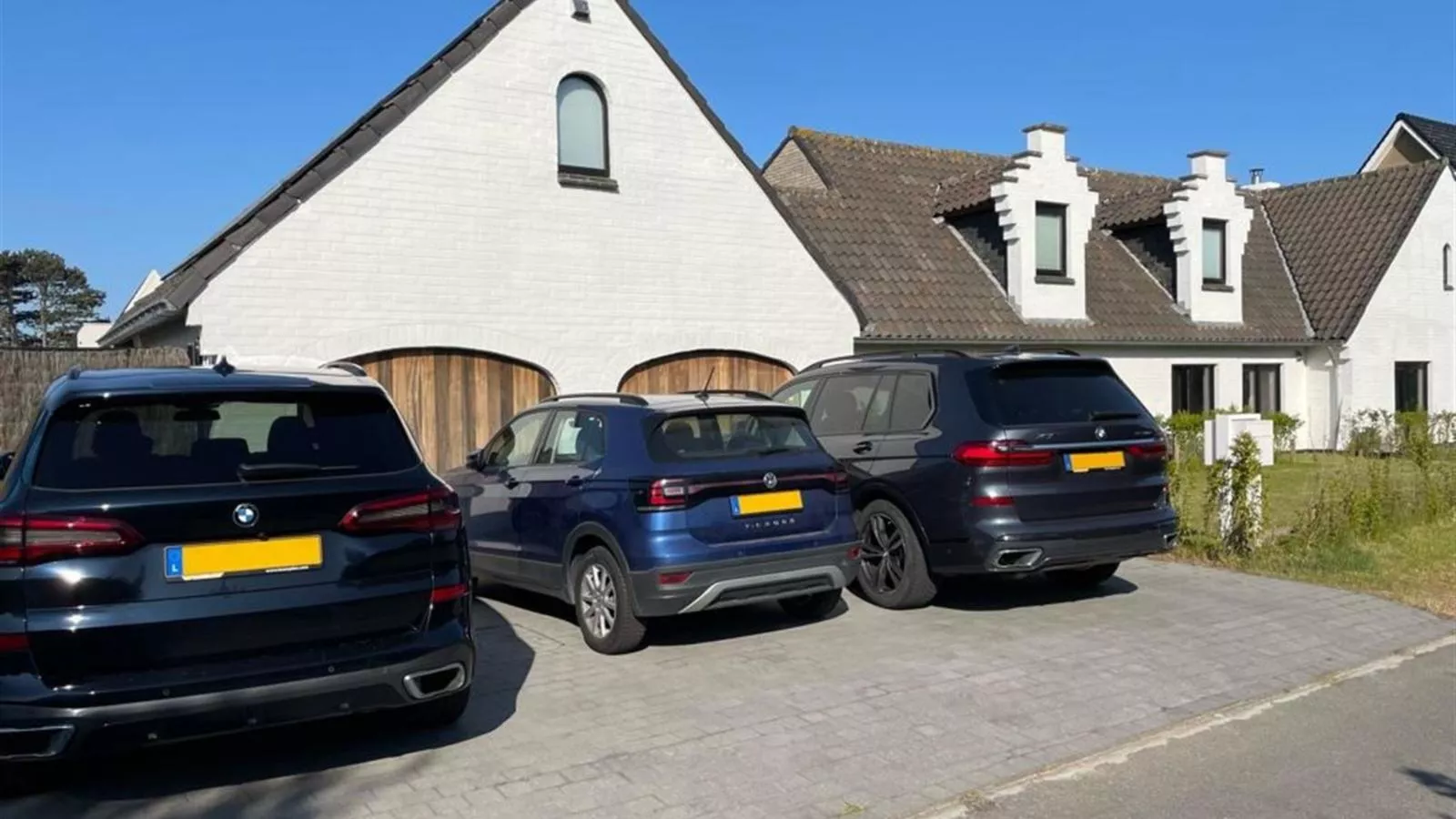 PT25 Deluxe-Facilities