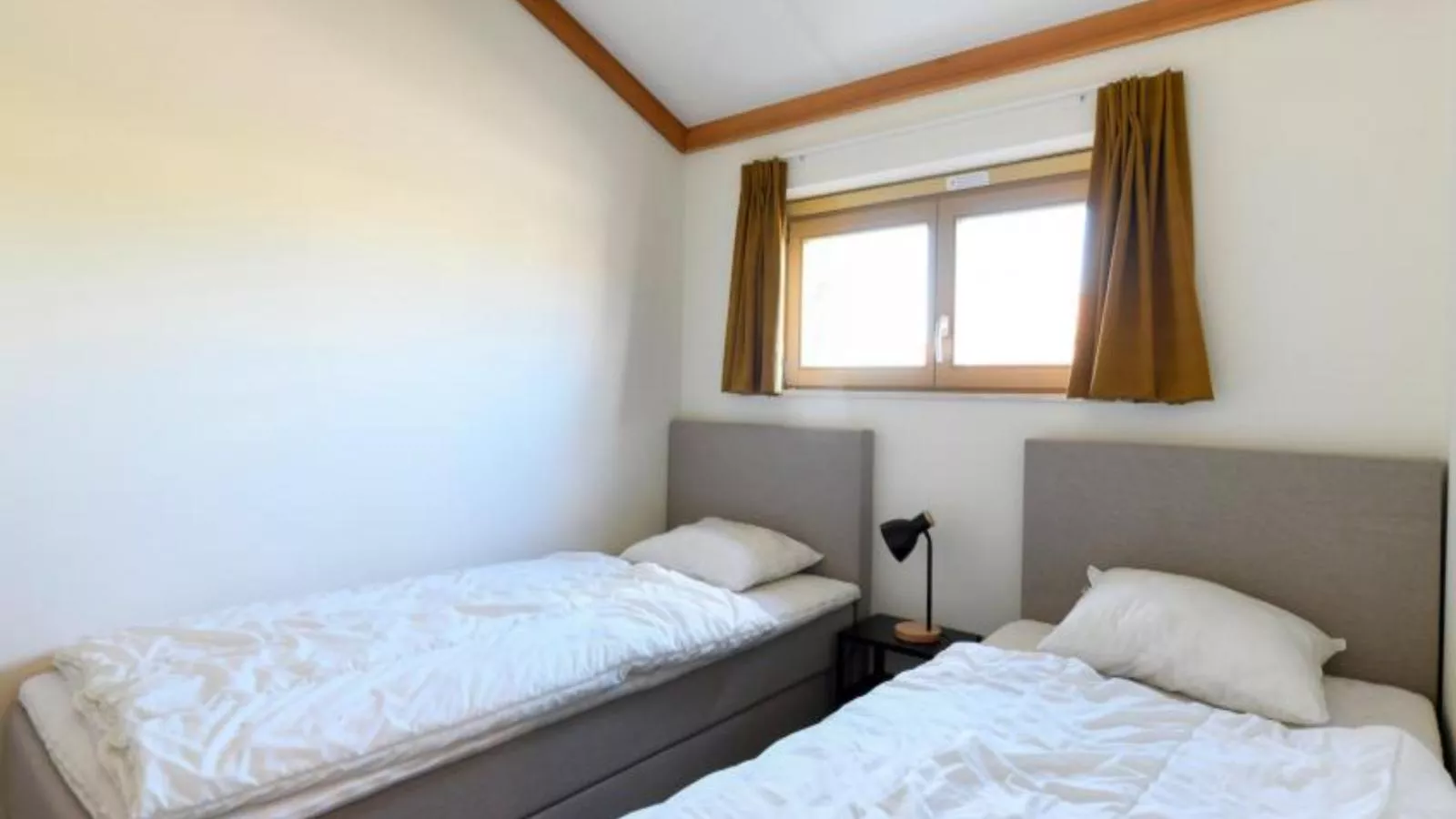 Westhinder I H19-20 Combi-Schlafzimmer