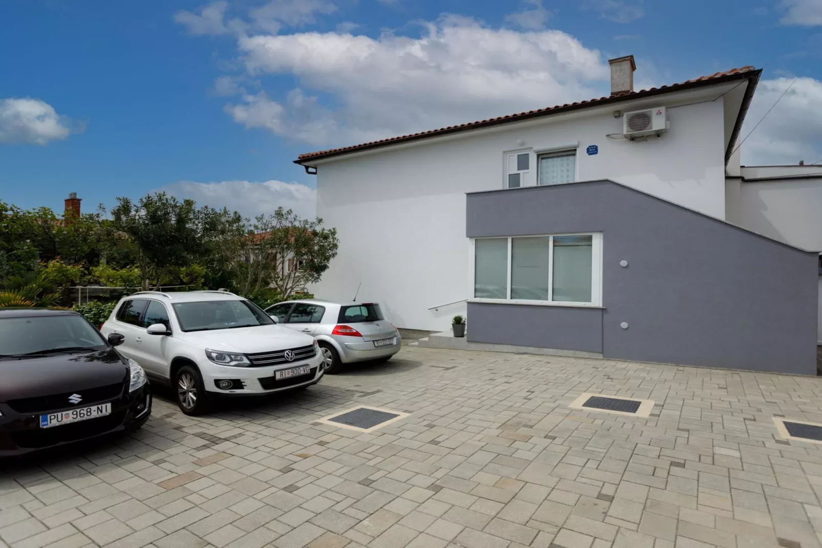 Charming and Tranquil Krk Center Apartment - One Bedroom Apartment with  Balcony-Im Freien