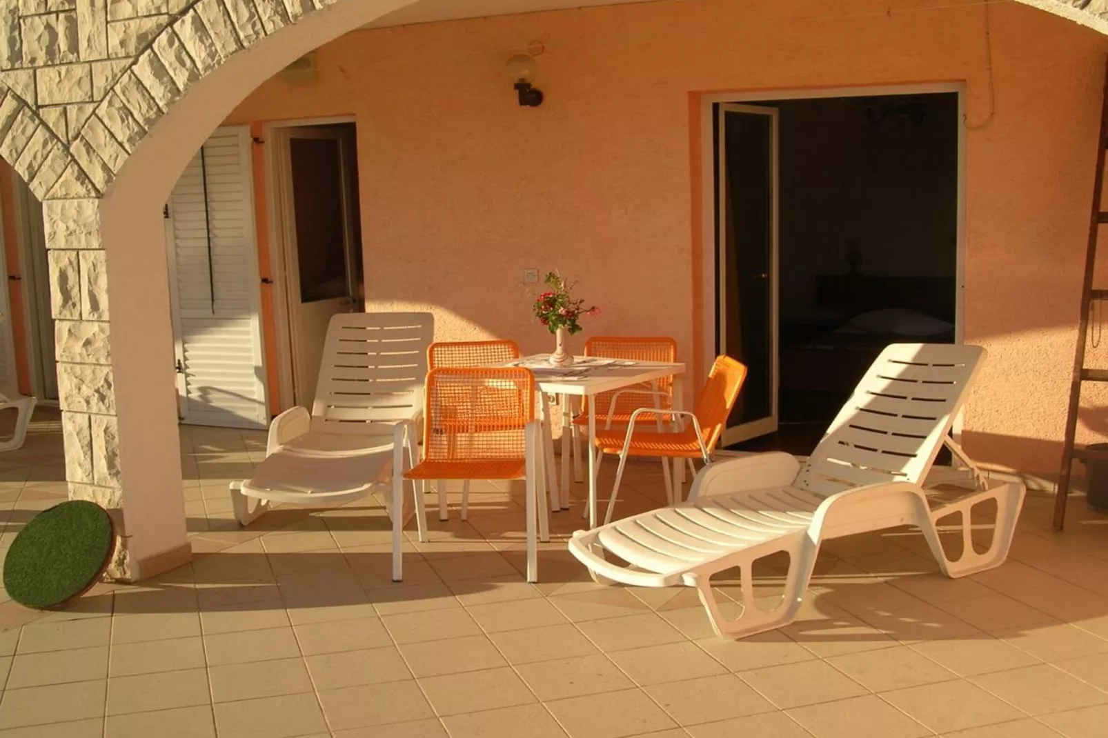 Apartment with Terrace and Sea View Brodarica - Two Bedroom Apartment with Sea View-Terrasse