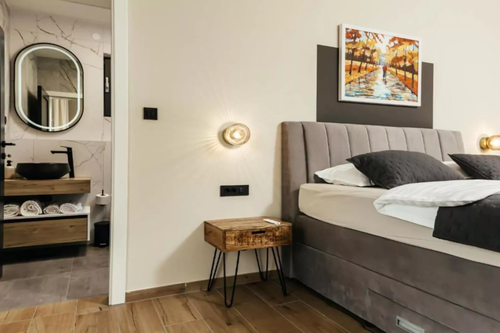 Luxury Villa Lara with Heated Pool, Hot-Tub and Sauna - Six Bedroom Villa with Pool-Bedroom