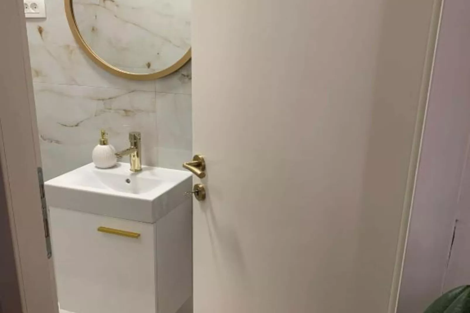 Luxury Apartment Ivo  with Jacuzzi near the beach - Two Bedroom Apartment-Bathroom