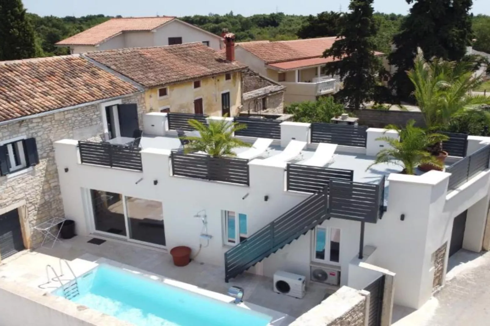 Villa Galant with Pool & Sauna Maružini-Terrasse