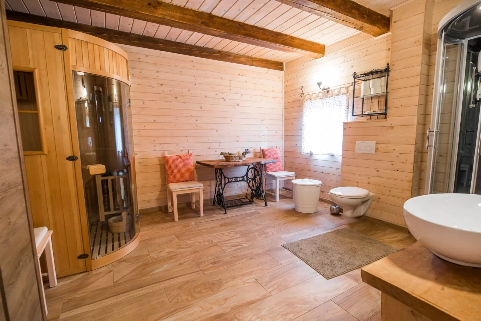 Serene Rustic Haven Holiday Home with Sauna - Two Bedroom Holiday Home with Sauna-Bathroom