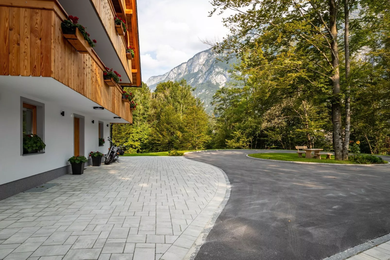 The Woodland Nook Apartments Bohinj - Comfort Two Bedroom Apartment with Balcony (owner F)-Im Freien