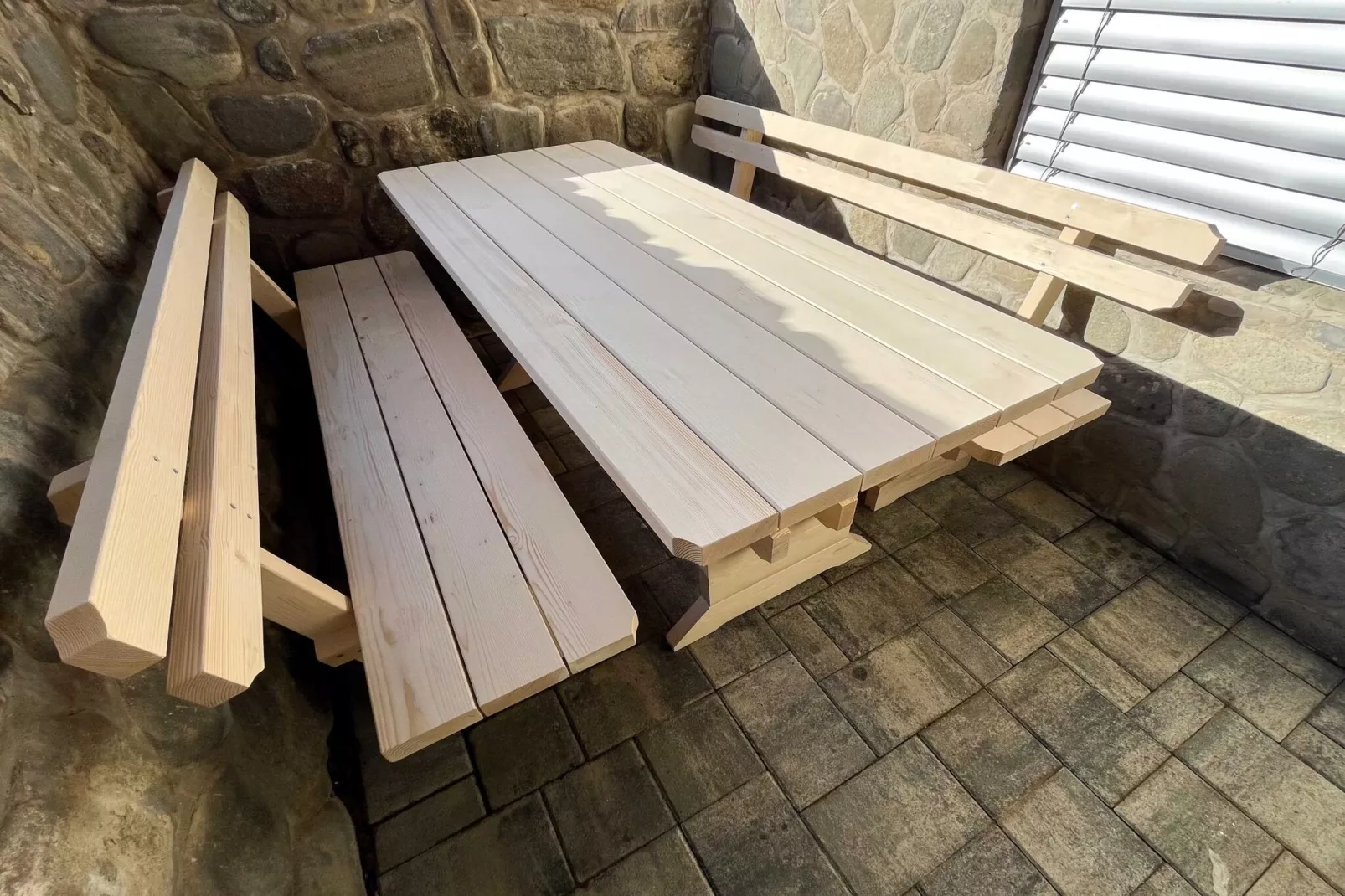 Delightful Cozy Riverside Apartment - One Bedroom Apartment with Terrace-Terrasse