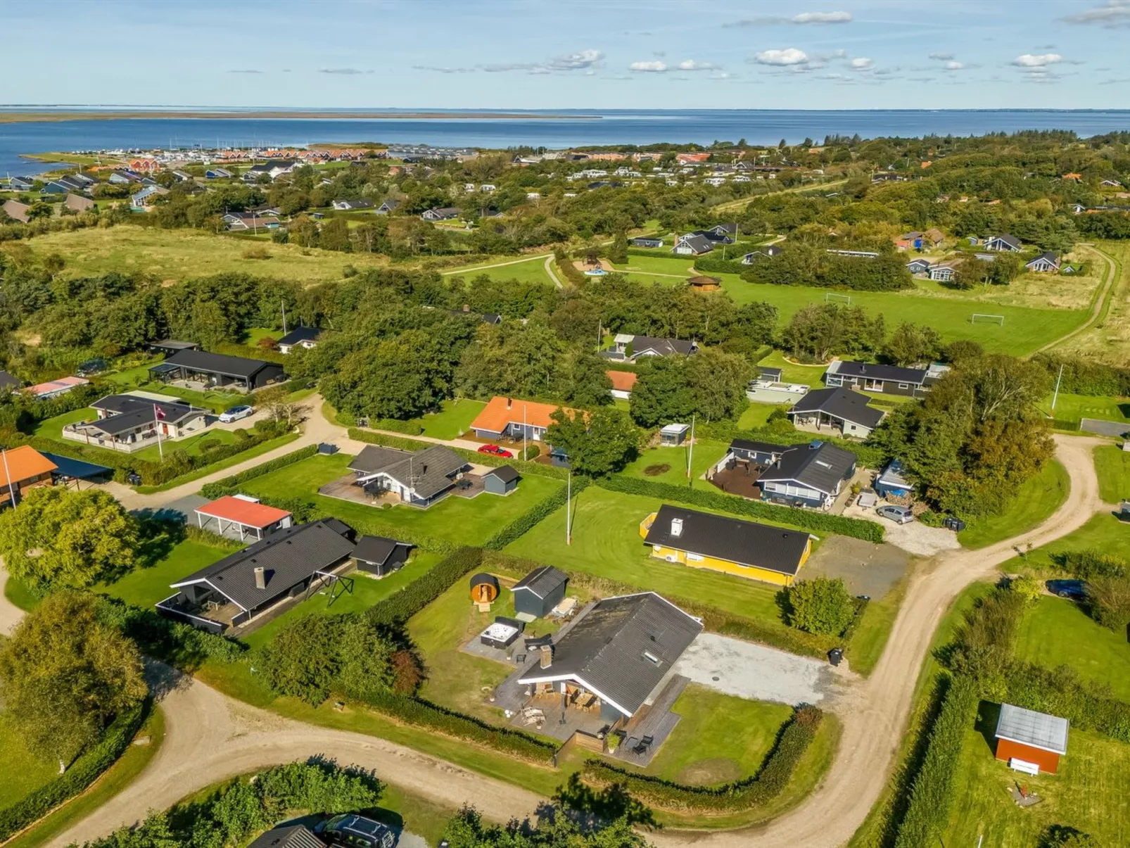 "Thamina" - 200m to the fjord-Draußen