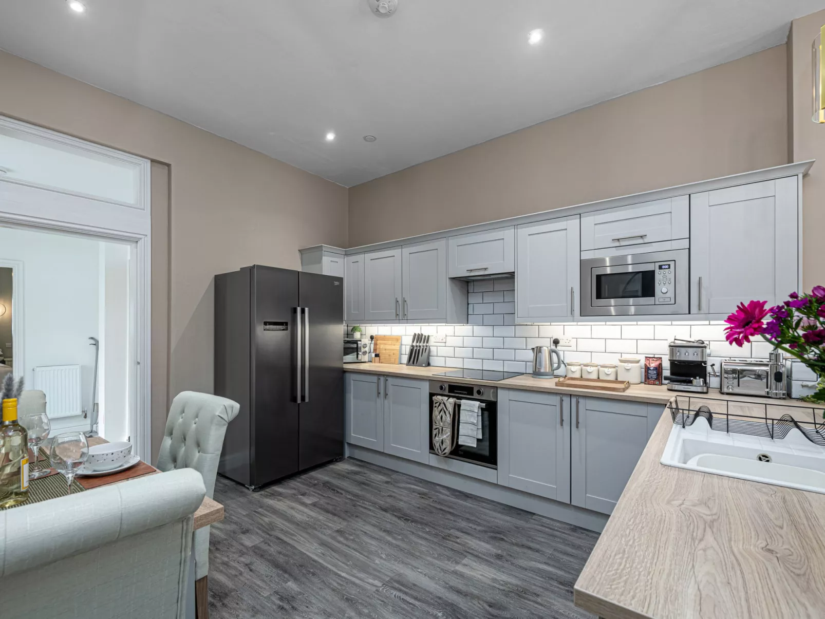 Peace Retreats Apartment - Pwllheli-Dedans