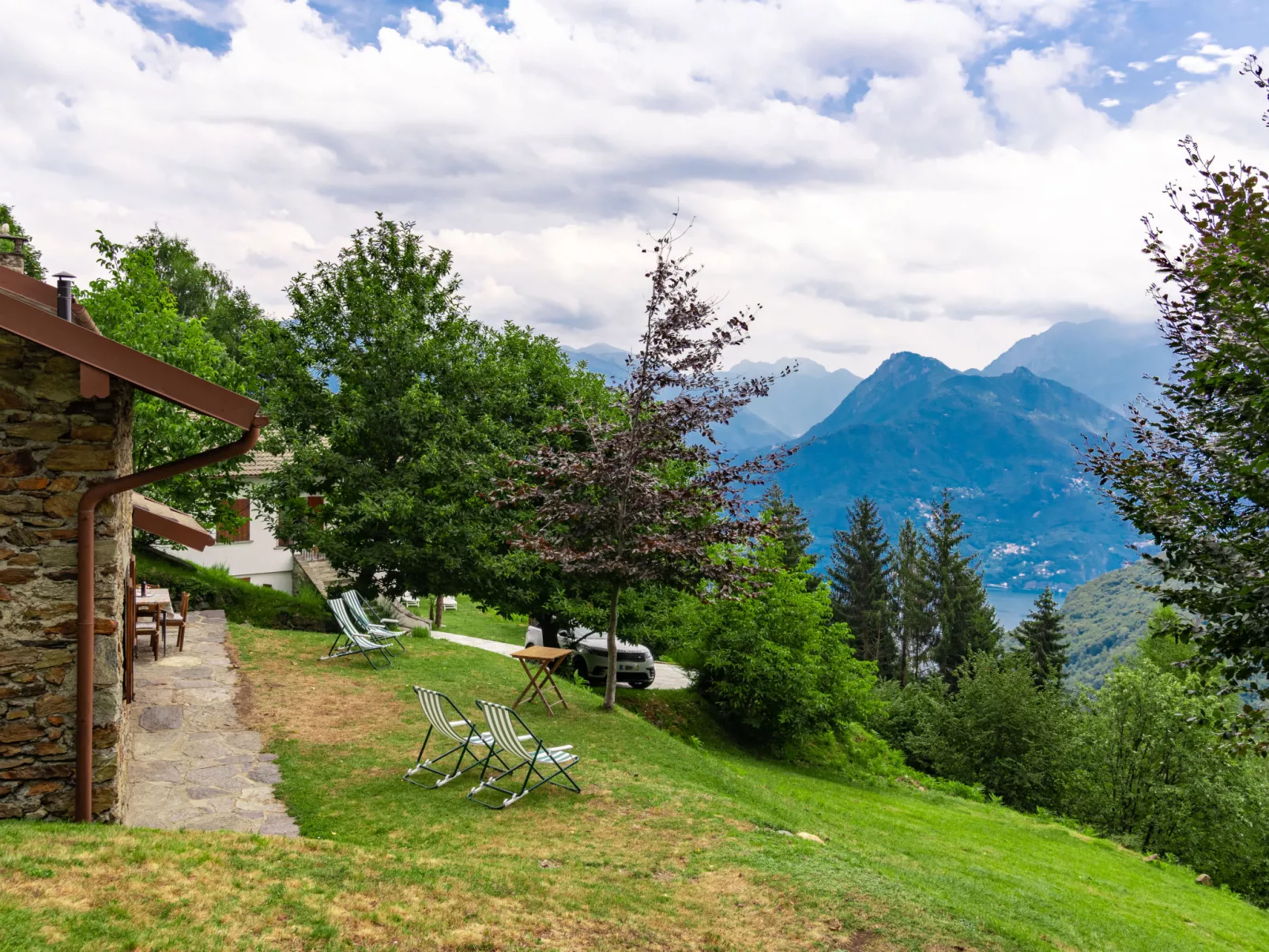 Munt del Nana-Outside