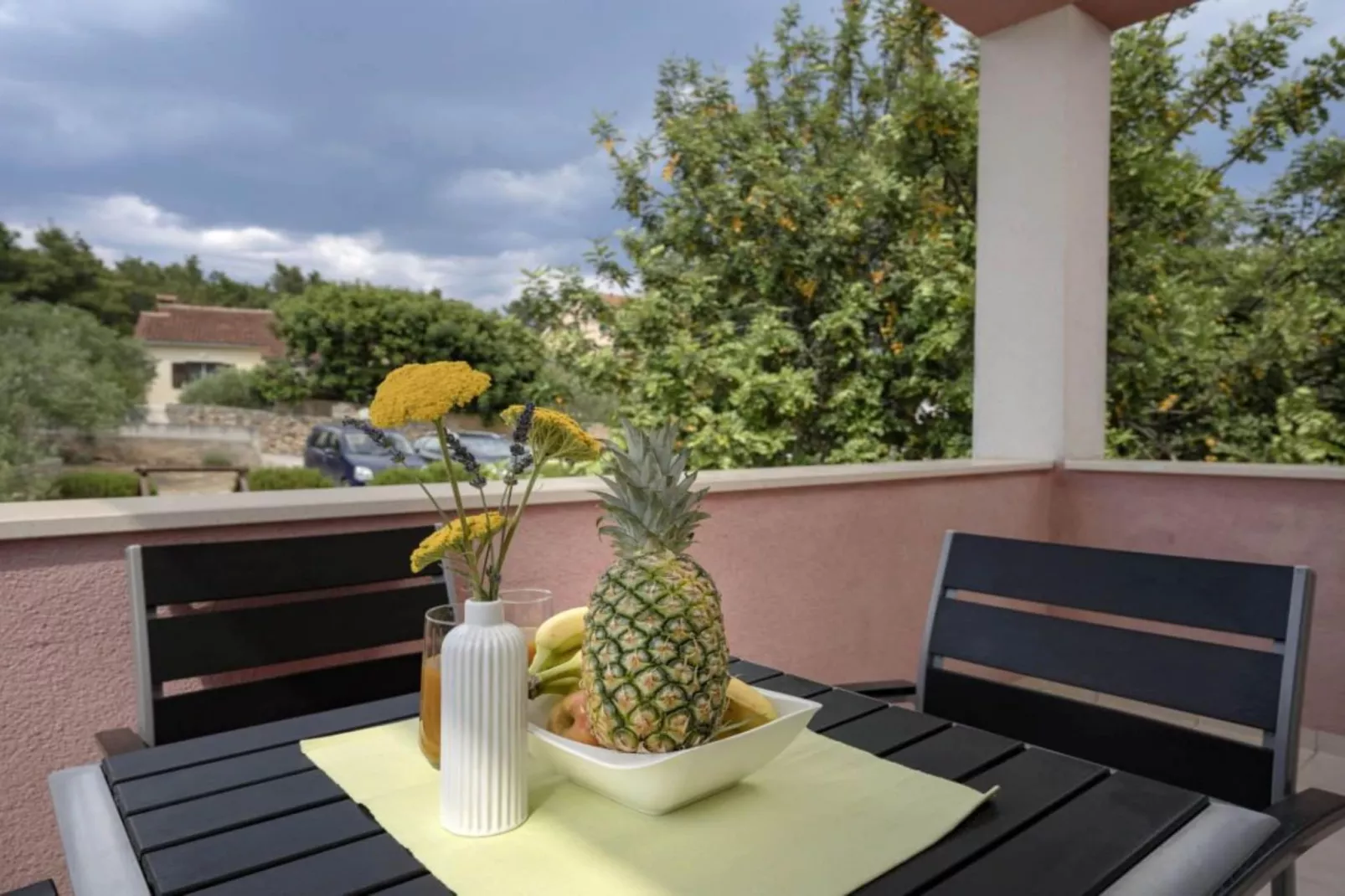 One Bedroom Apartment with Balcony 3-Im Freien