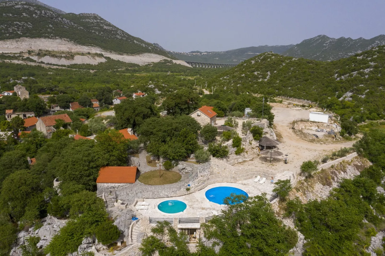 Rustical Resort Kokorići with Shared Outdoor Swimming Pool - One Bedroom Apartment-Aussicht