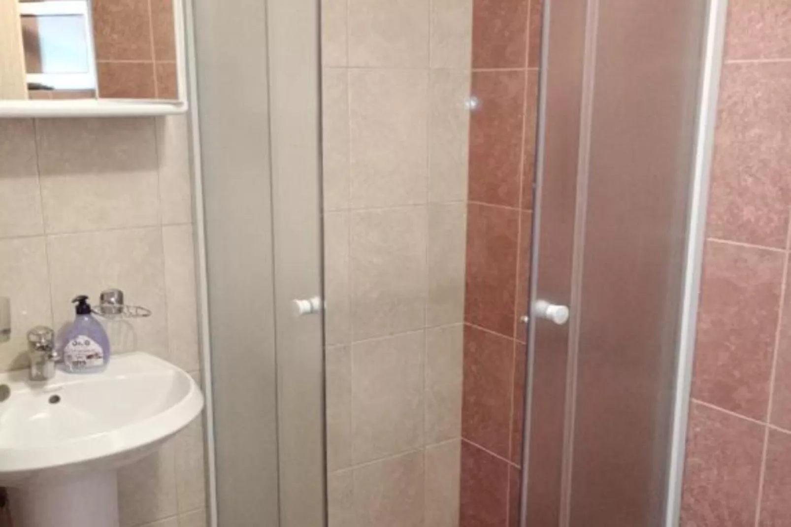 Tivat Relax with Stunning Sea & Mountain Views - Standard Studio Apartment 2-Badezimmer