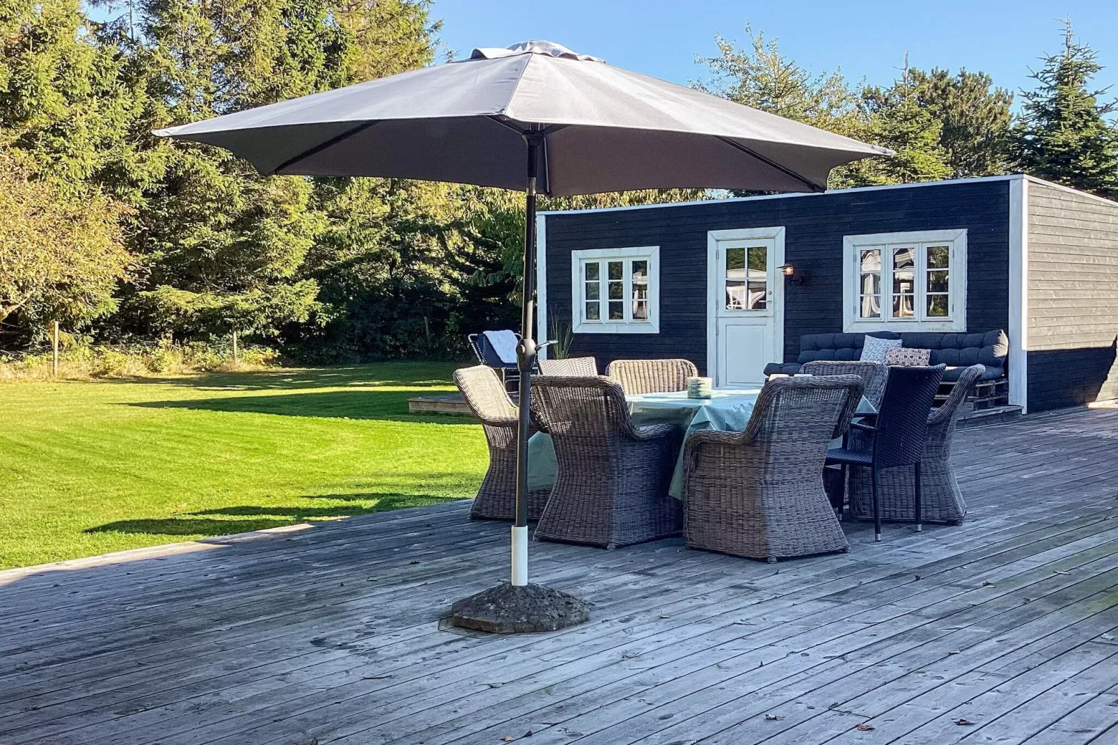 4 Sterne Ferienhaus in Væggerløse-Im Freien