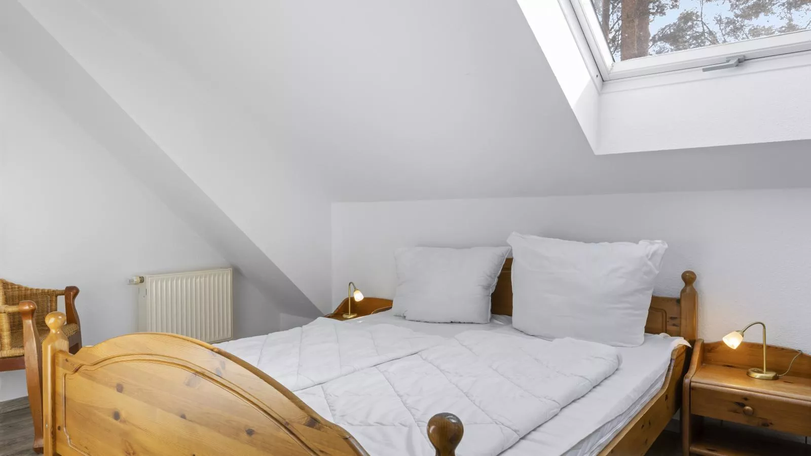 Papillon 11-5-Bedroom