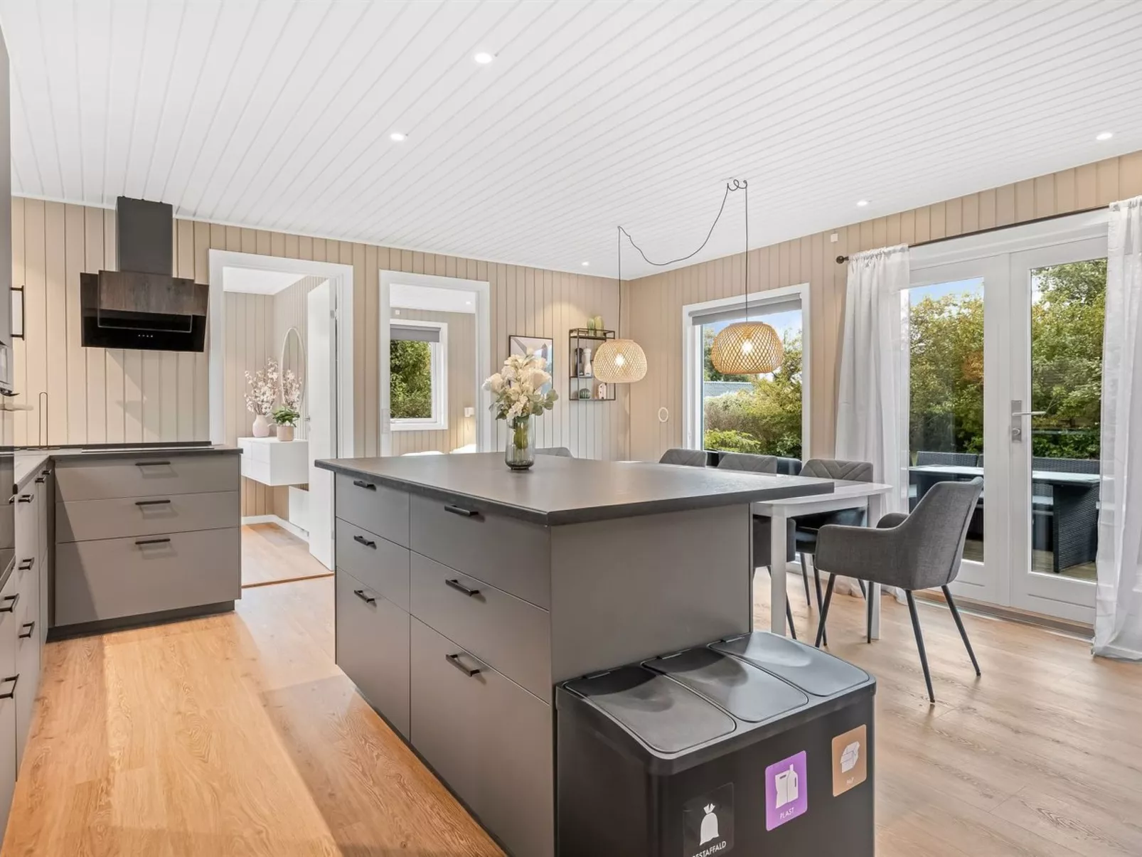 "Lymke" - 450m from the sea-Inside