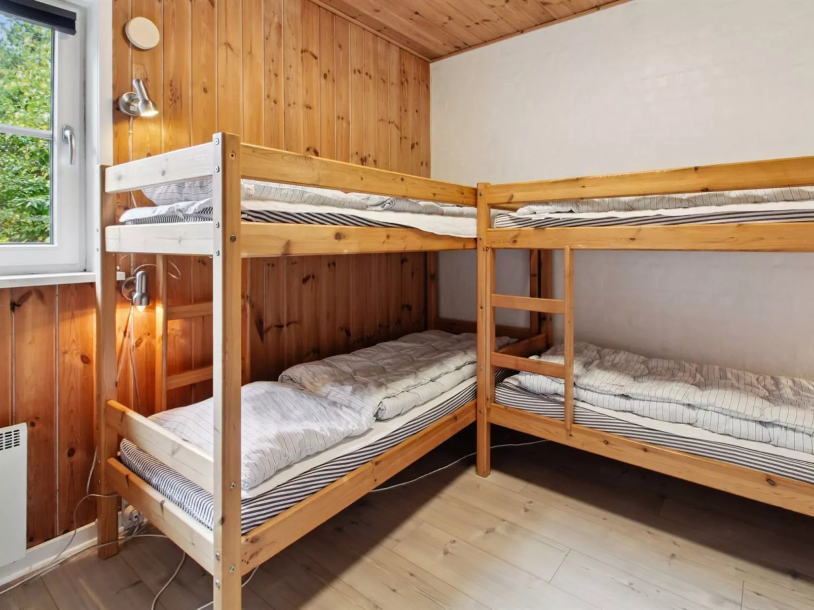 "Alvina" - 3.2km from the sea-Inside